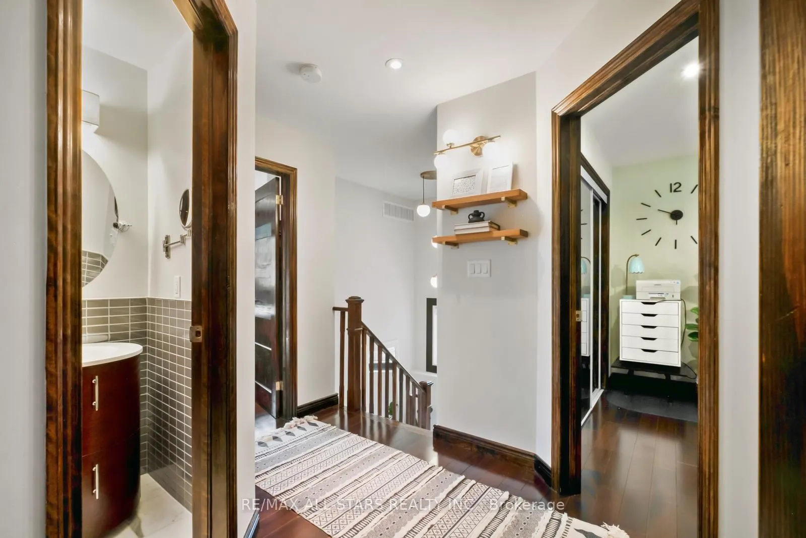 12 Glen Davis Crescent