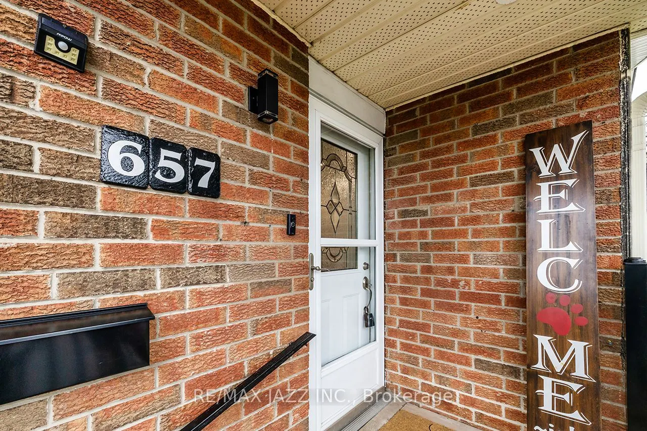 657 Dorchester Drive