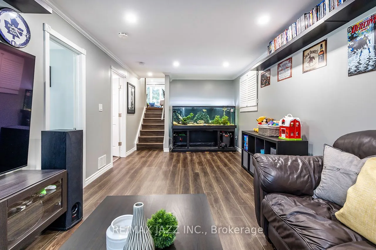 657 Dorchester Drive