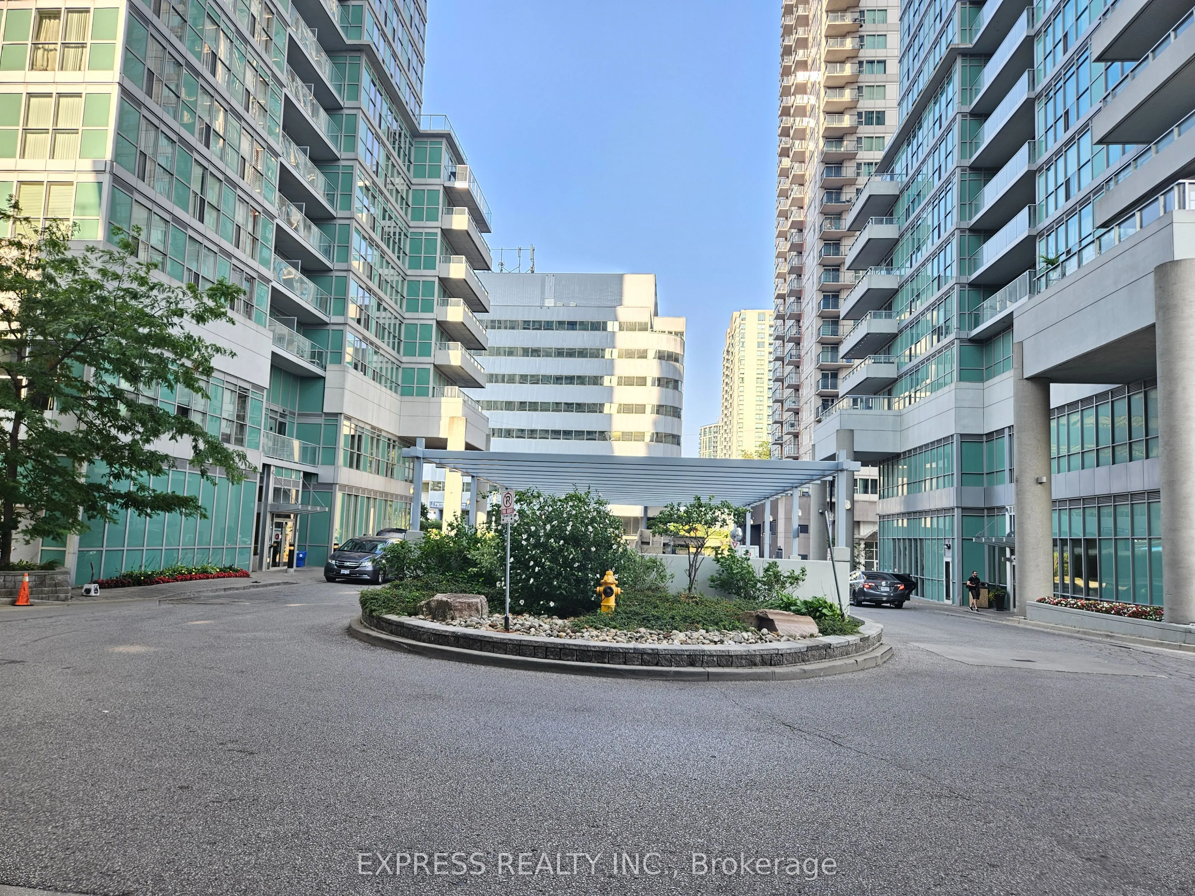 60 Town Centre Court, #2709