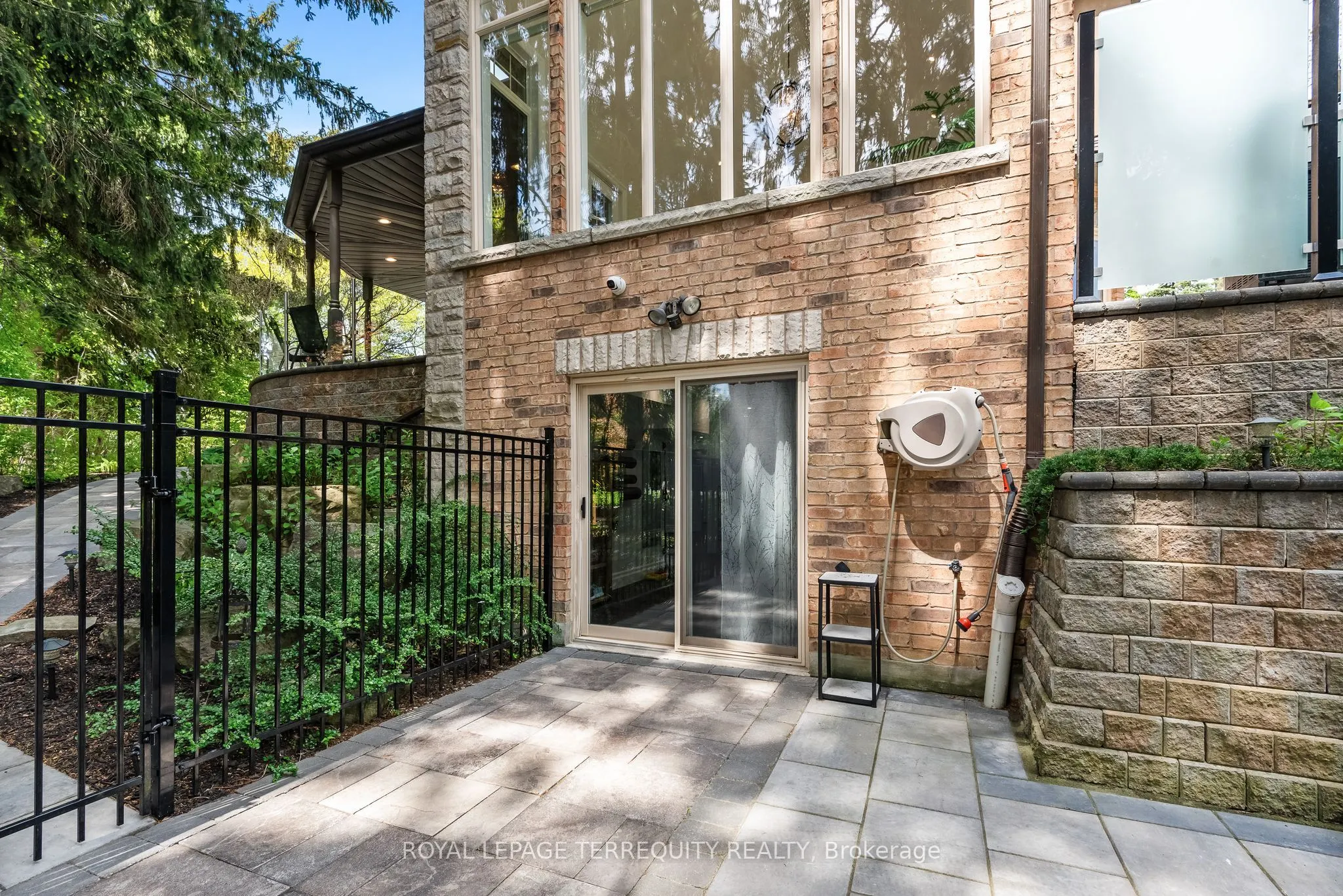 507 Rougemount Drive