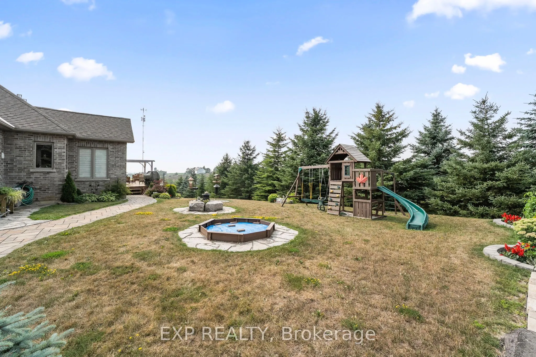 1295 Saintfield Road