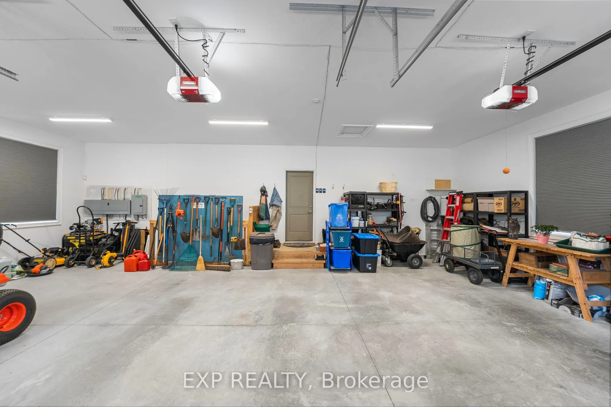1295 Saintfield Road