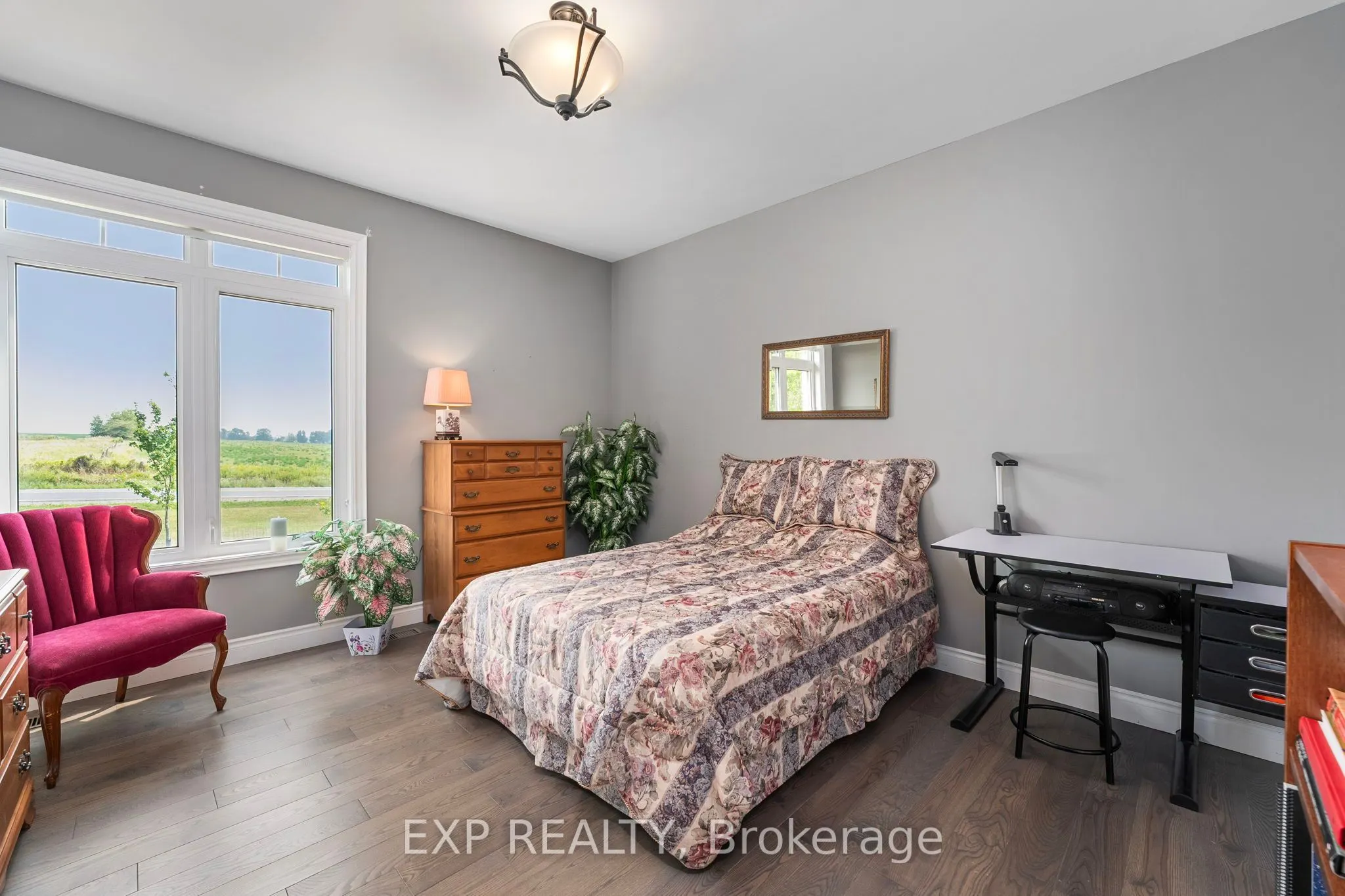1295 Saintfield Road