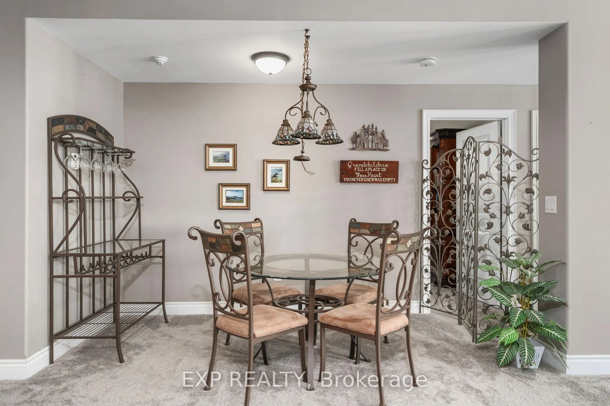 1295 Saintfield Road