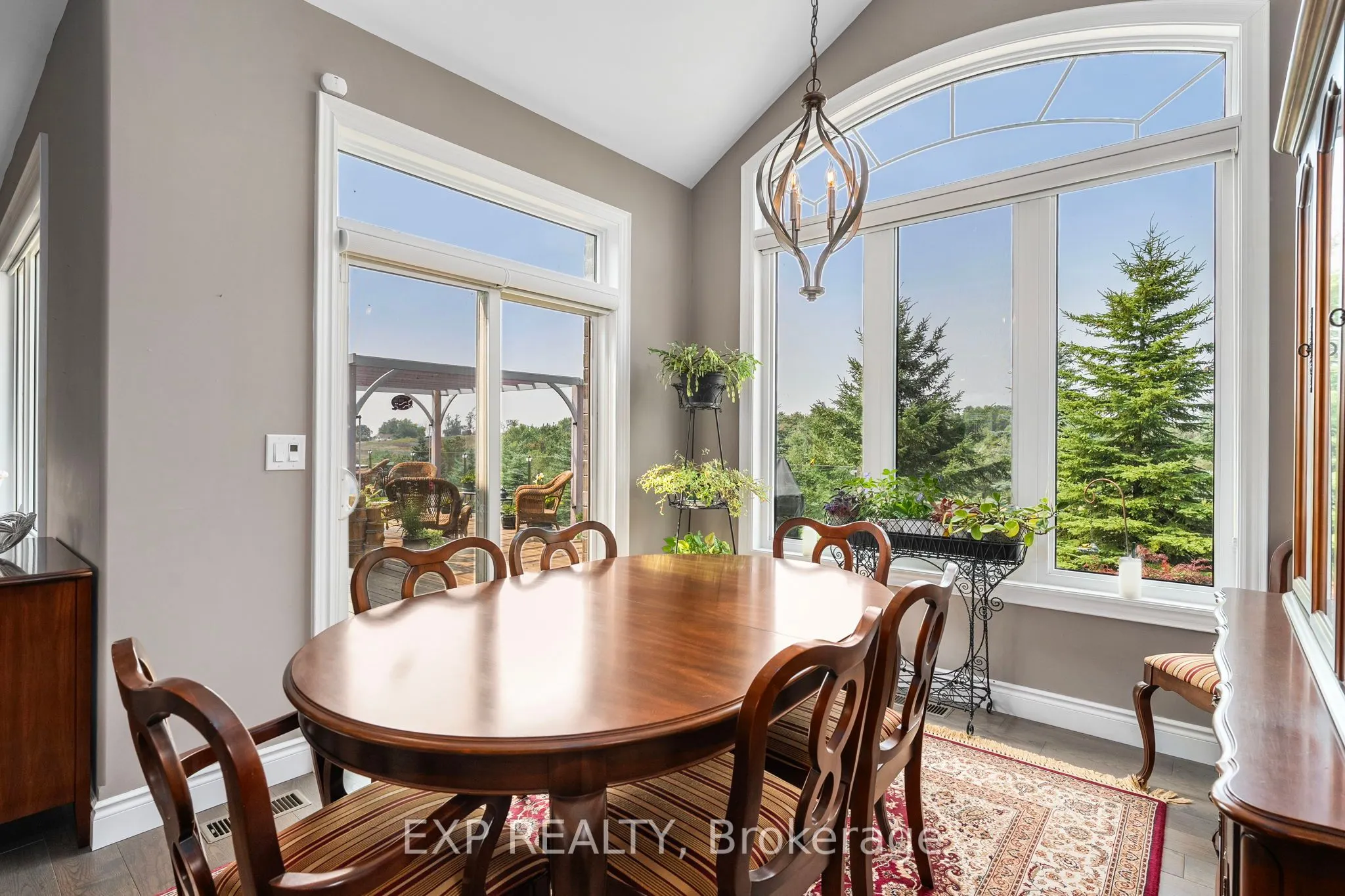 1295 Saintfield Road