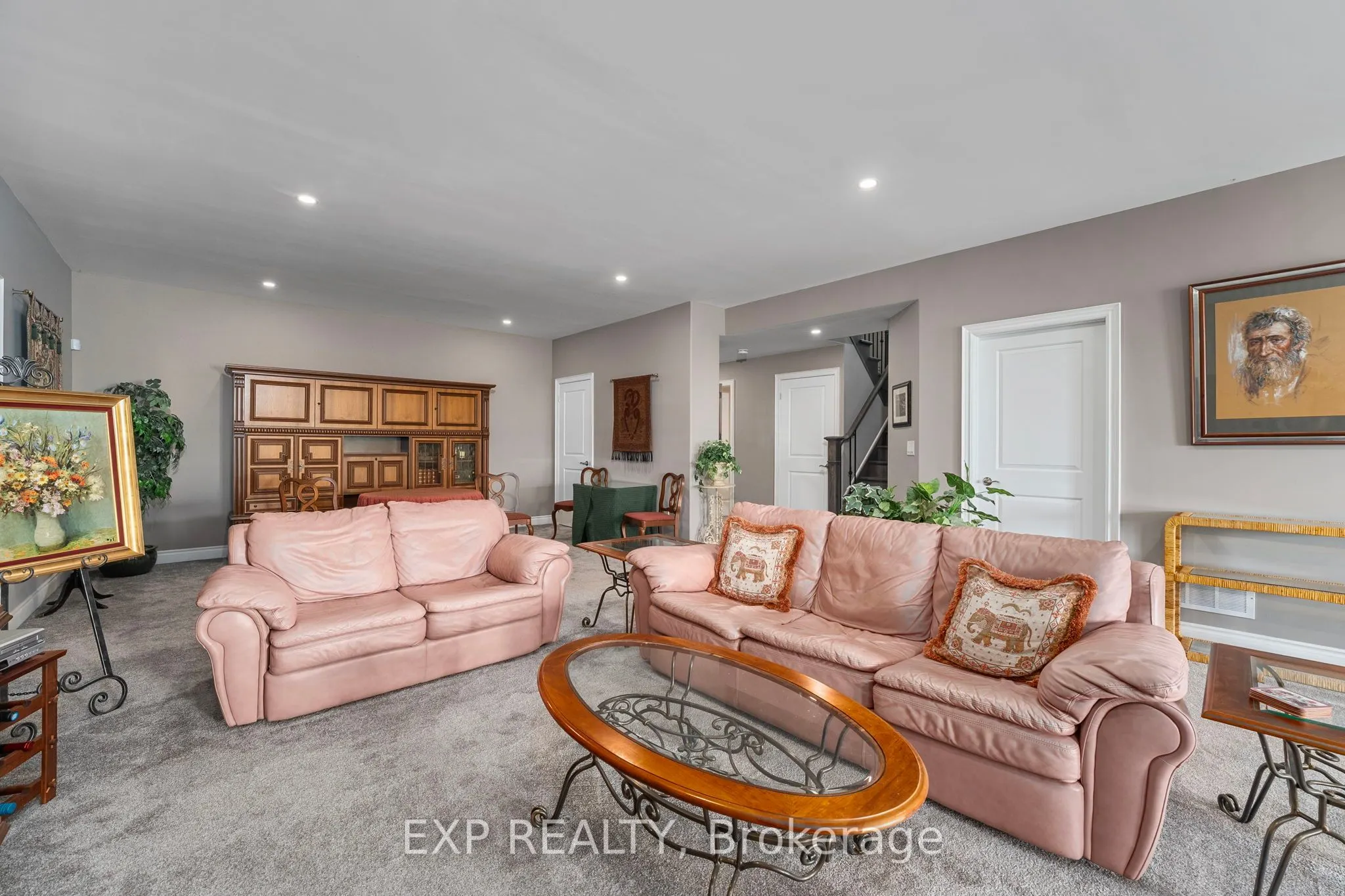 1295 Saintfield Road
