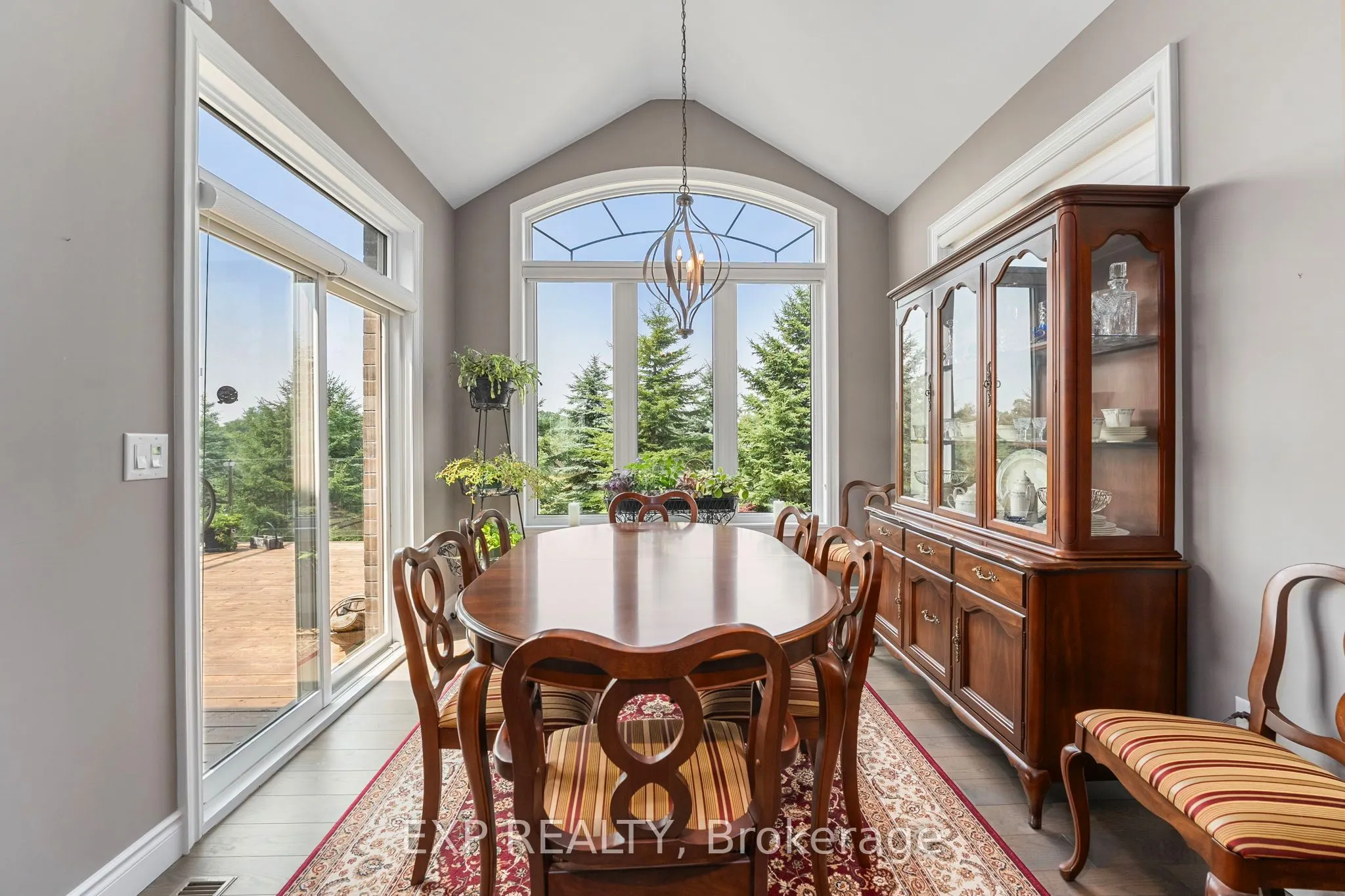 1295 Saintfield Road