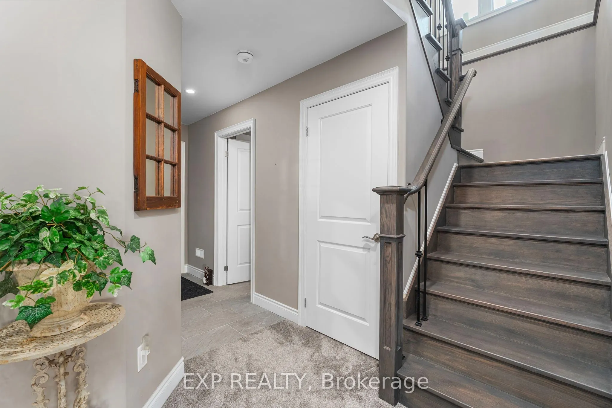 1295 Saintfield Road