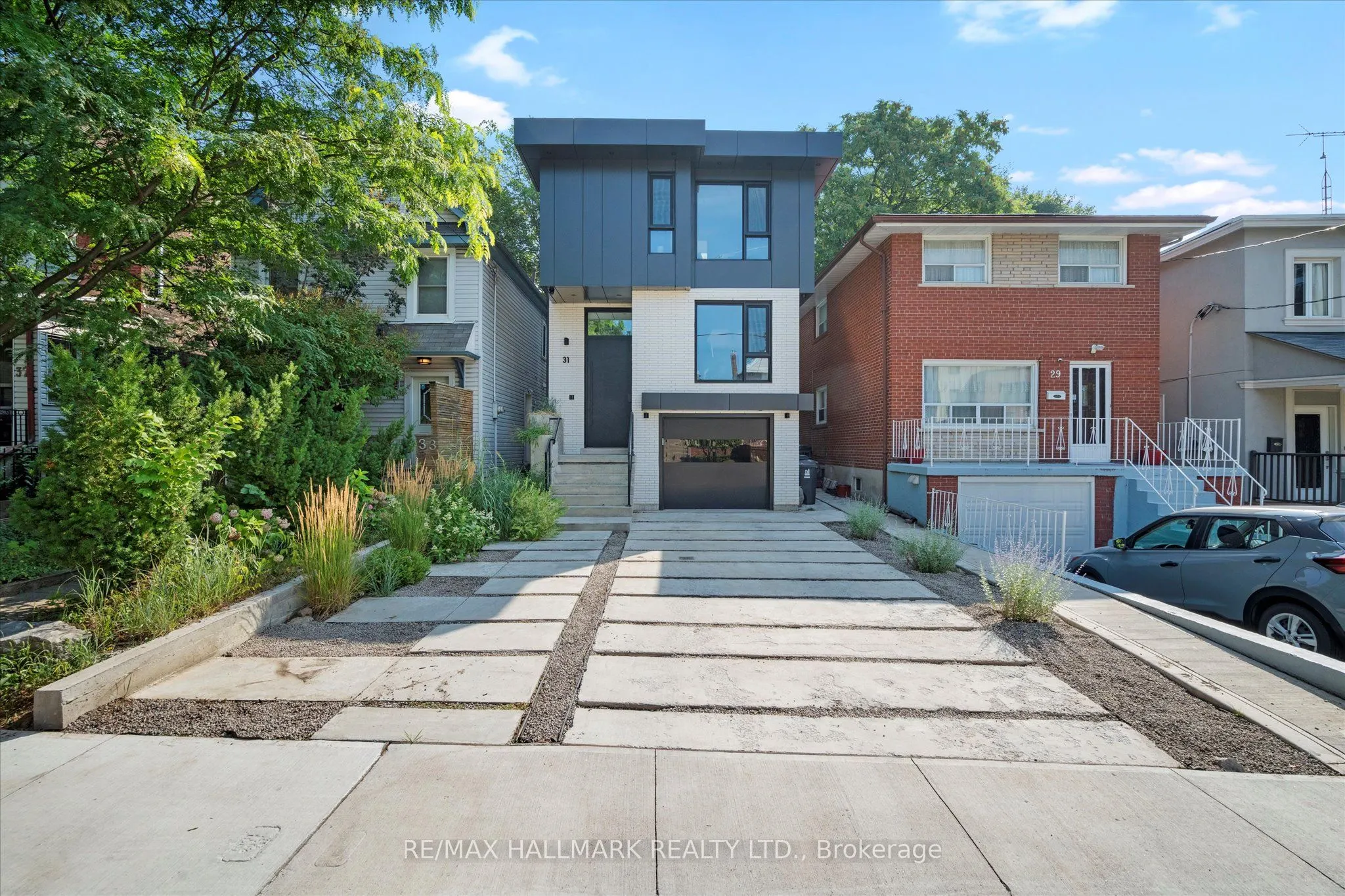 31 Redwood Avenue