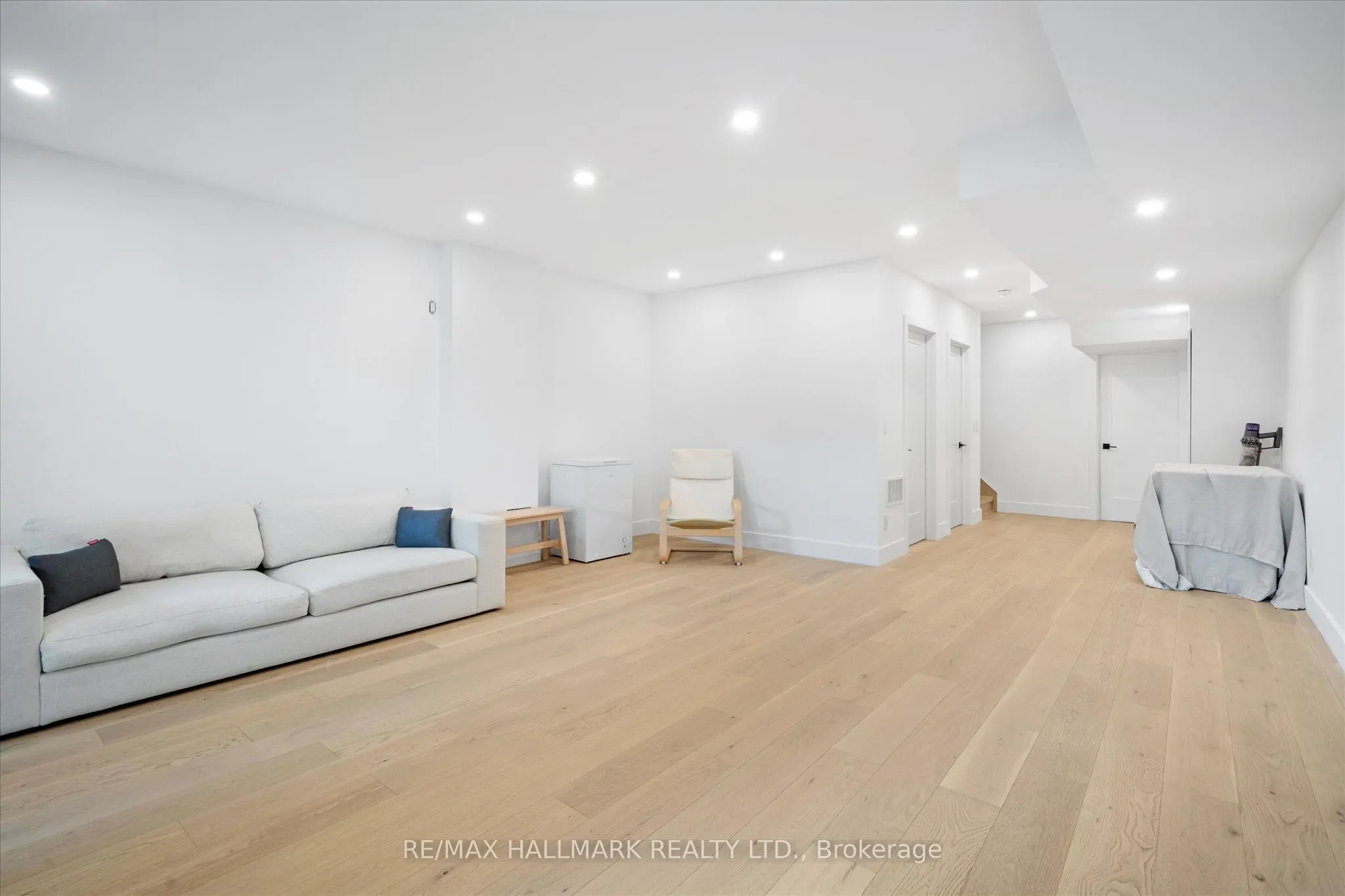 31 Redwood Avenue