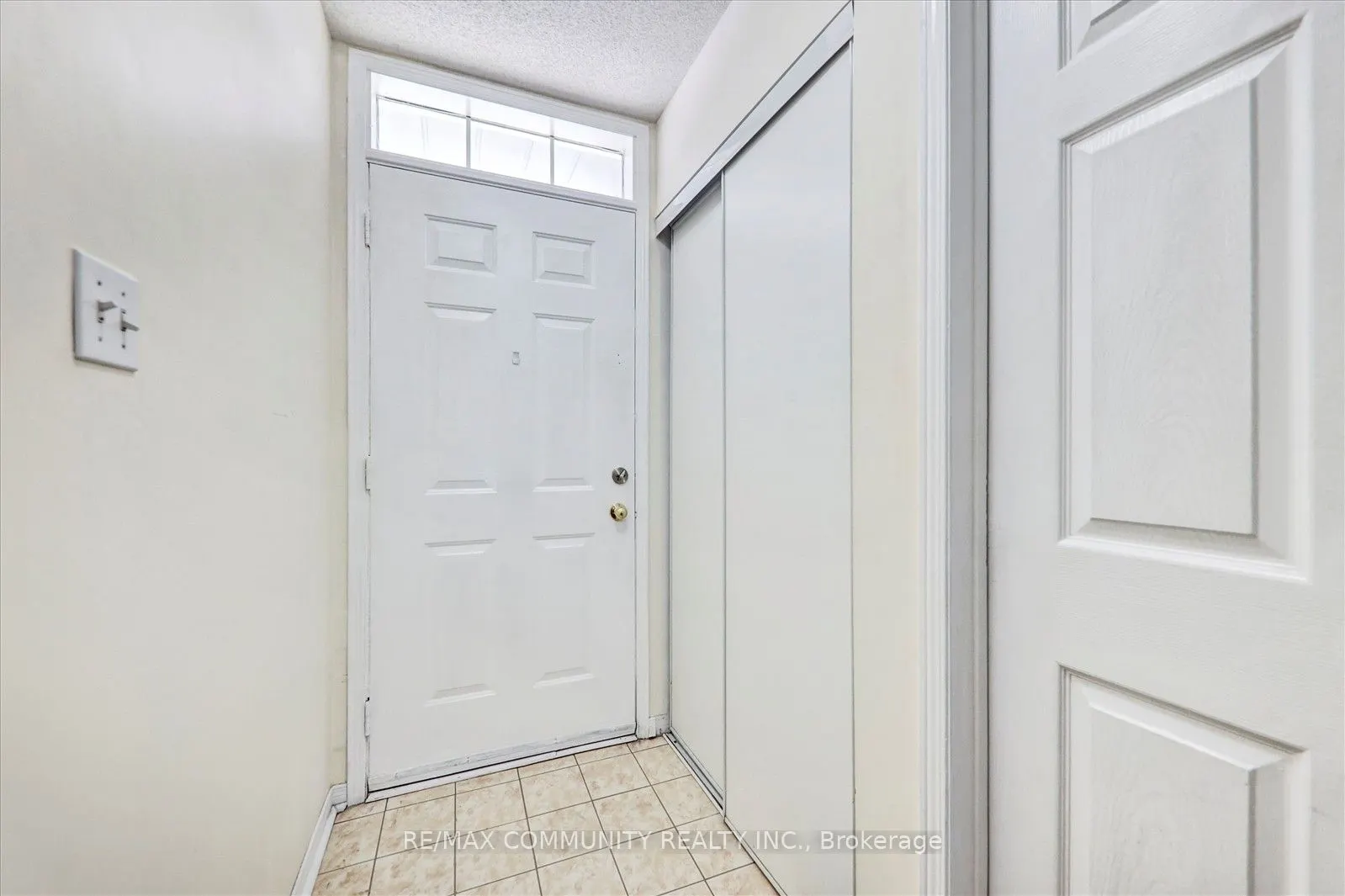 2758 Eglinton Avenue E, #63