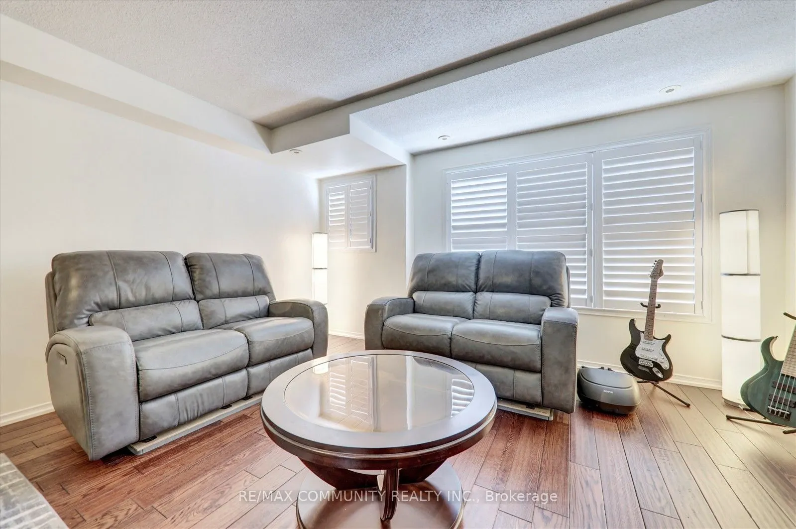 2758 Eglinton Avenue E, #63