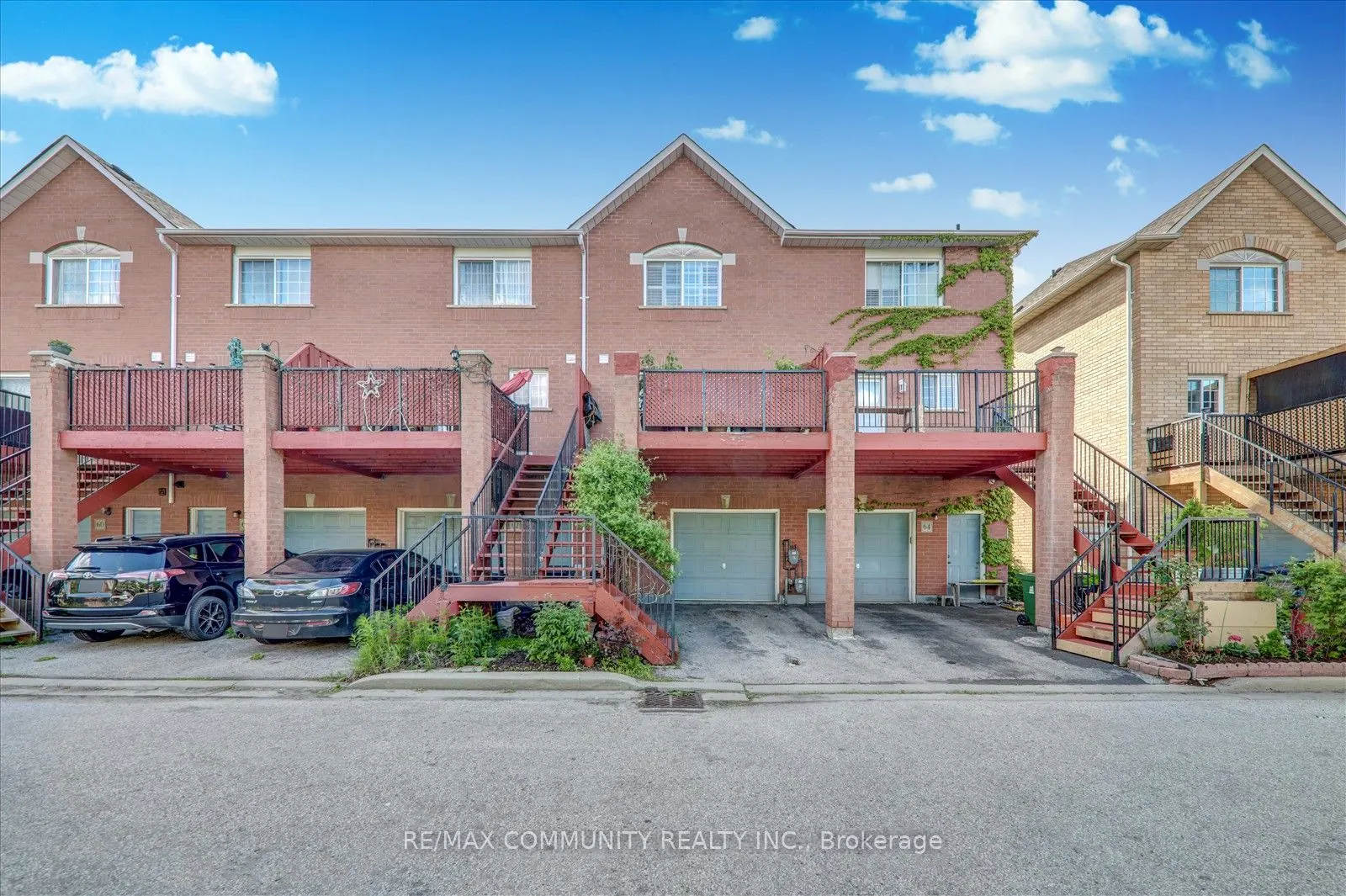 2758 Eglinton Avenue E, #63