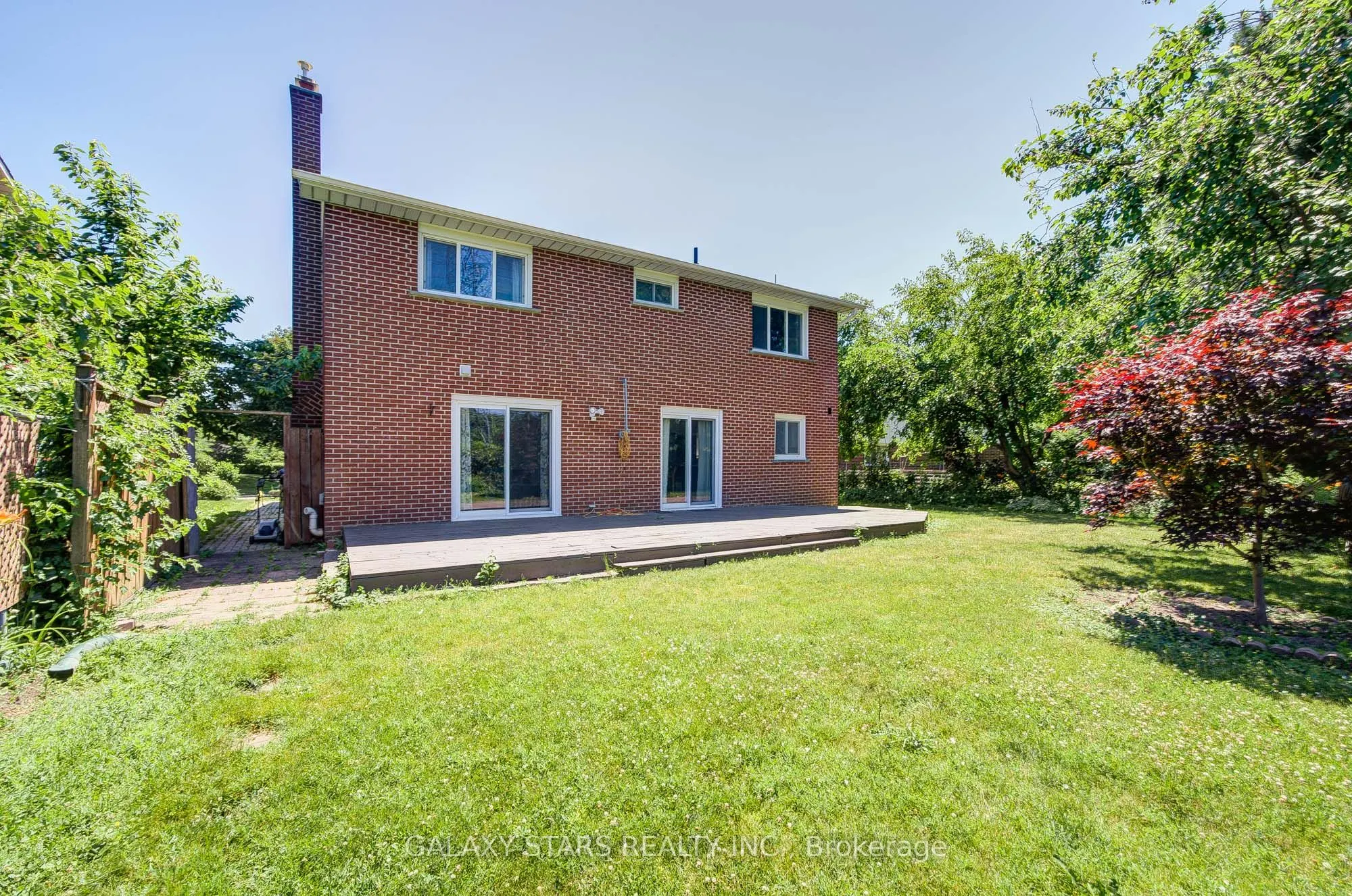16 Blairwood Terrace