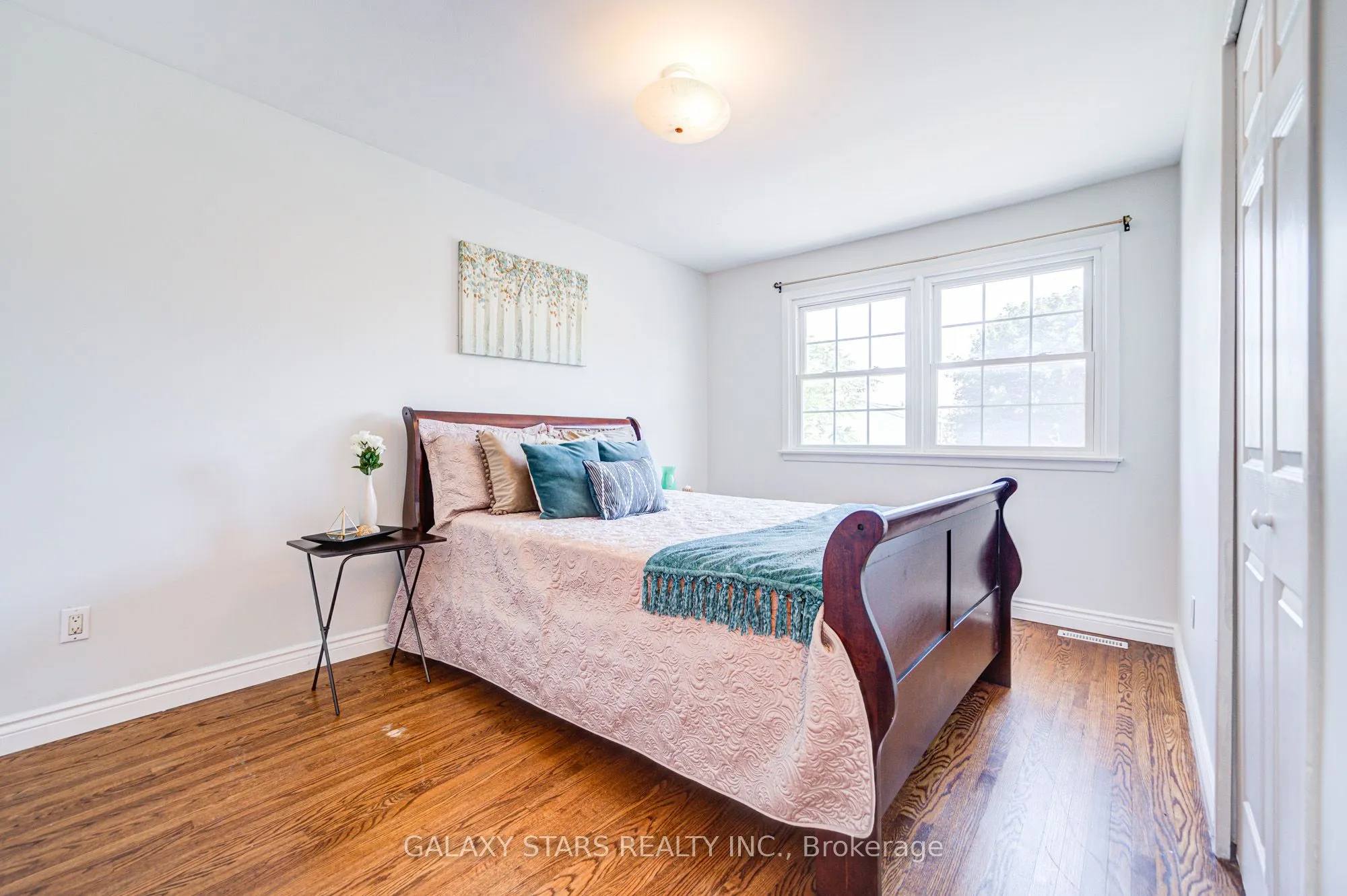 16 Blairwood Terrace