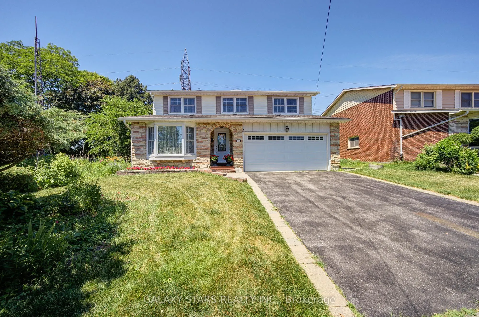16 Blairwood Terrace