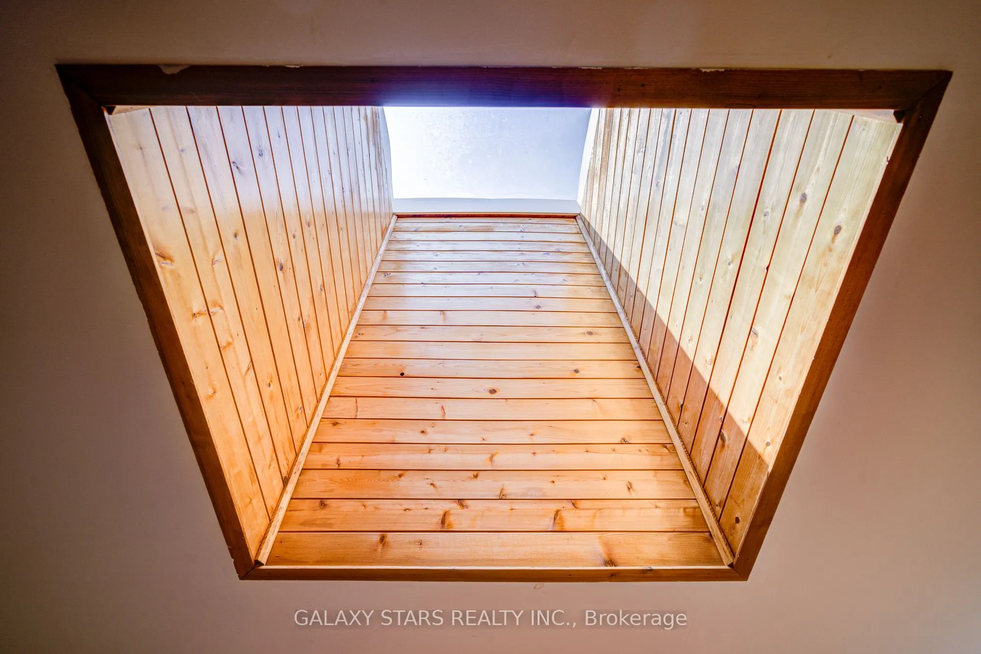 16 Blairwood Terrace