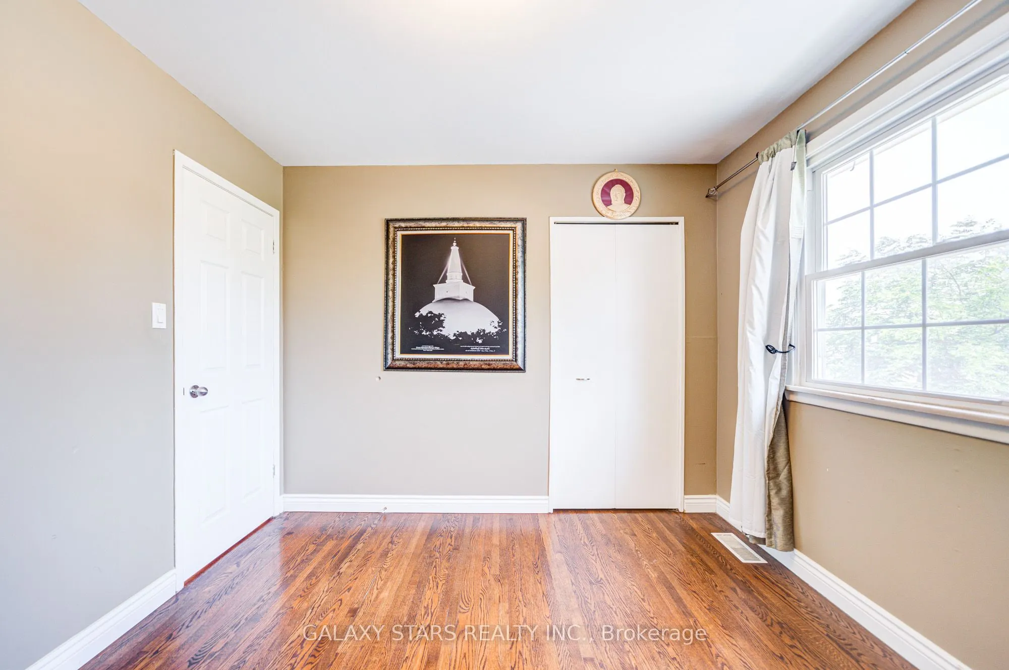 16 Blairwood Terrace