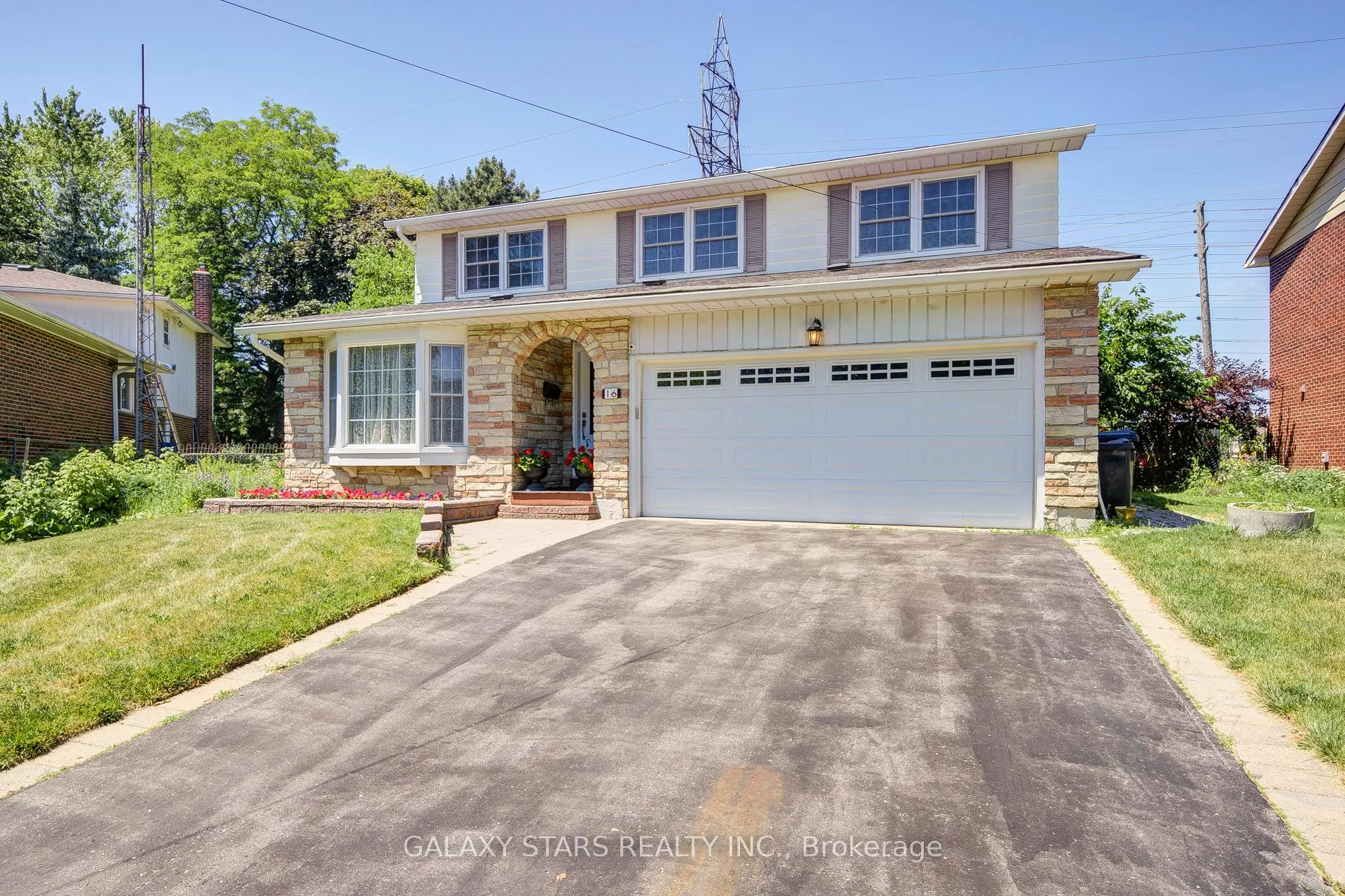 16 Blairwood Terrace