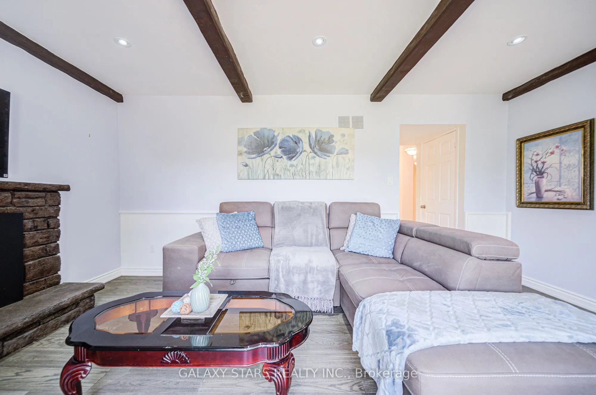 16 Blairwood Terrace