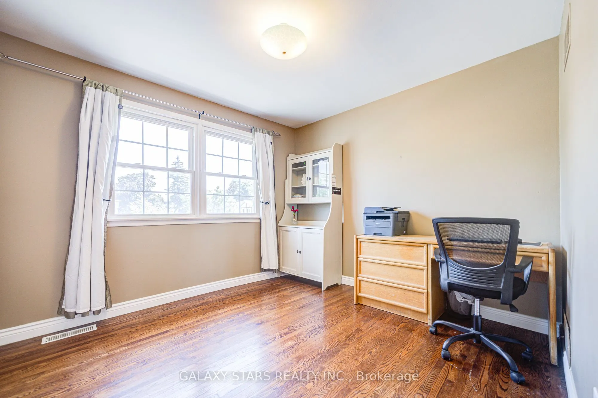 16 Blairwood Terrace