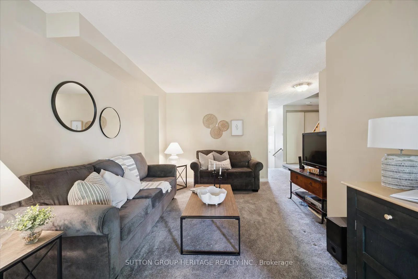 10 Bassett Boulevard, #26