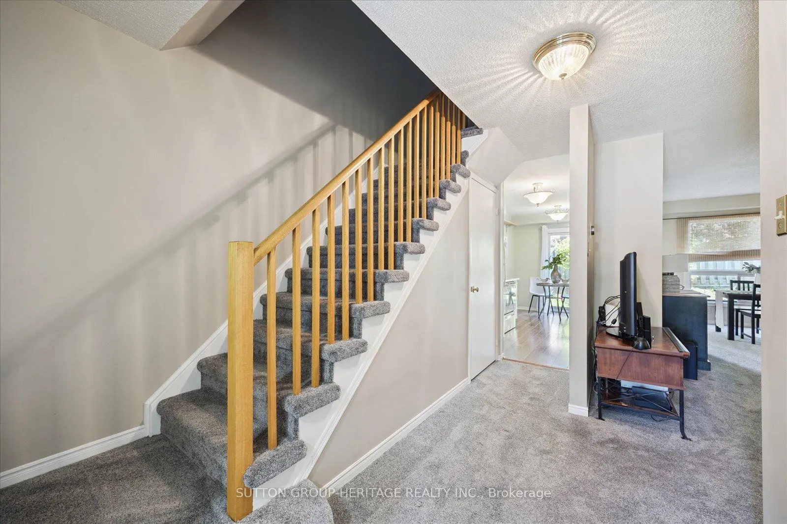 10 Bassett Boulevard, #26