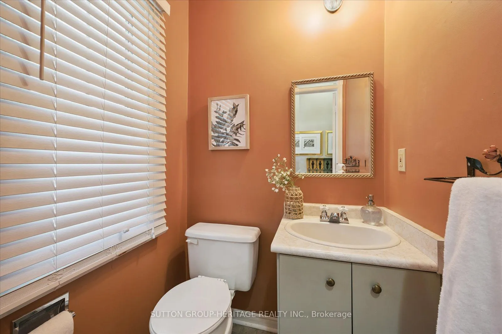 10 Bassett Boulevard, #26