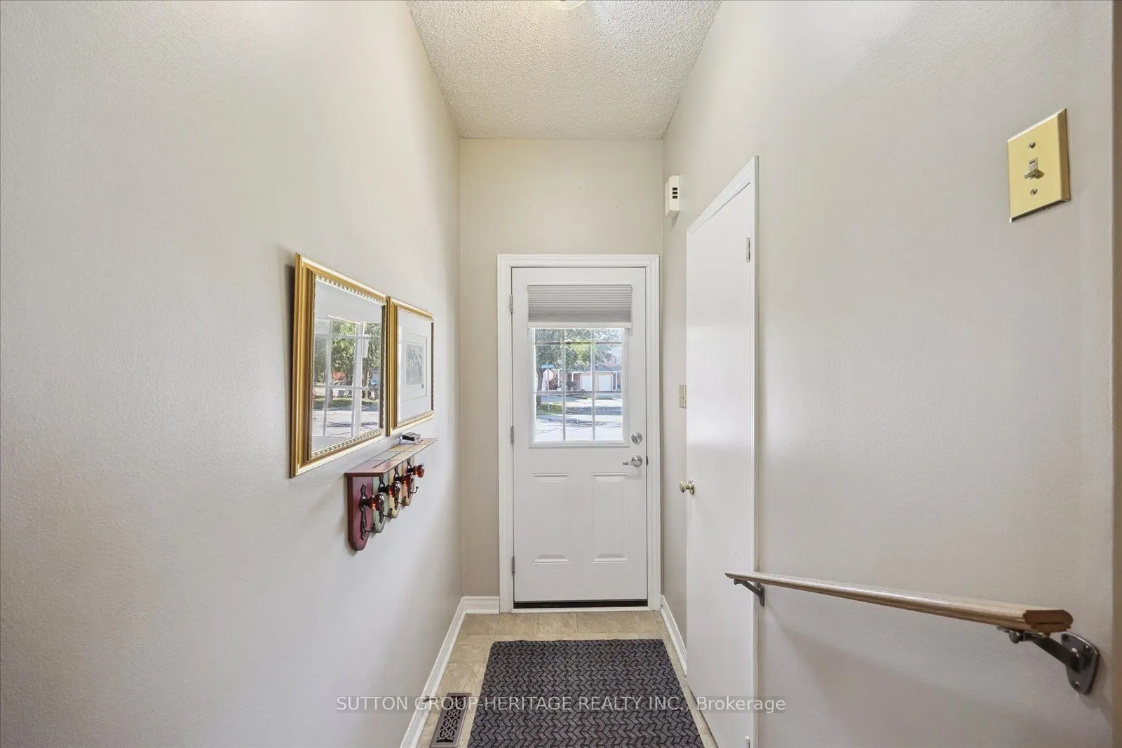 10 Bassett Boulevard, #26