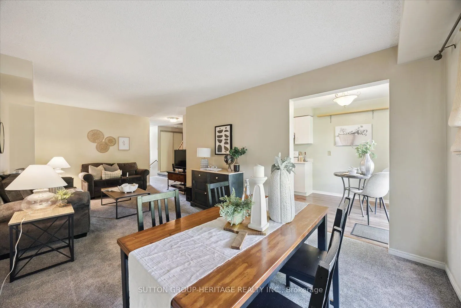 10 Bassett Boulevard, #26