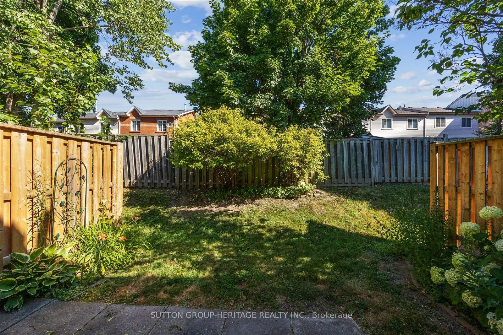 10 Bassett Boulevard, #26