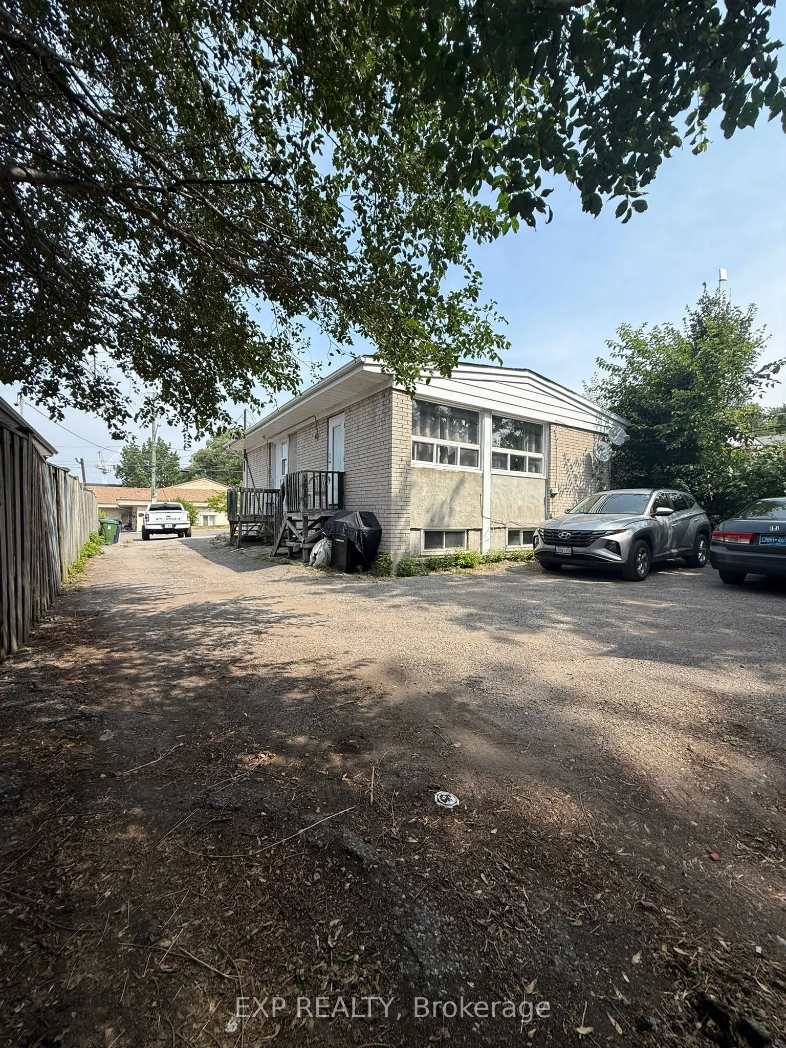 3 Summer Drive, #Main (Upper Level)