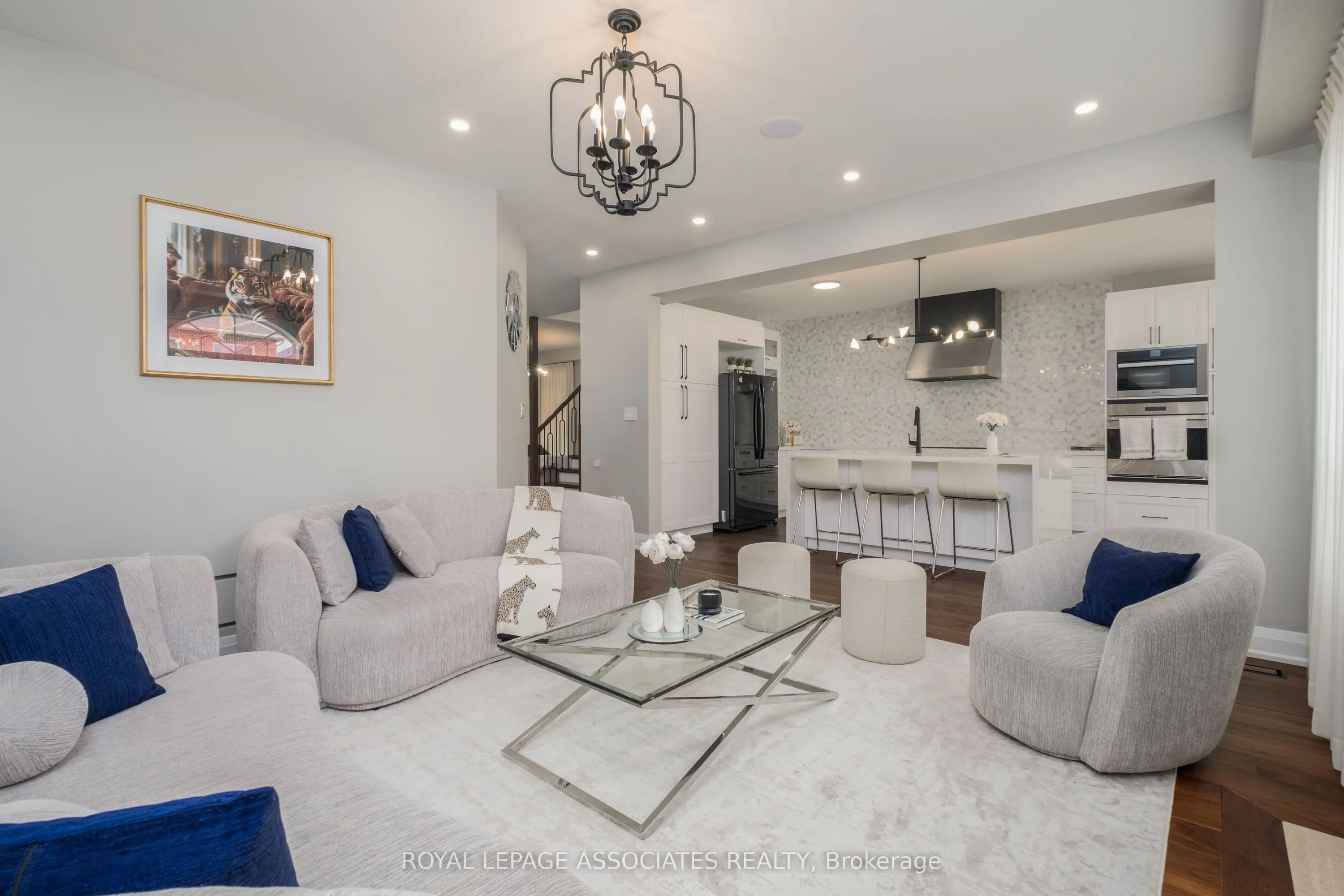 5 Rockland Crescent