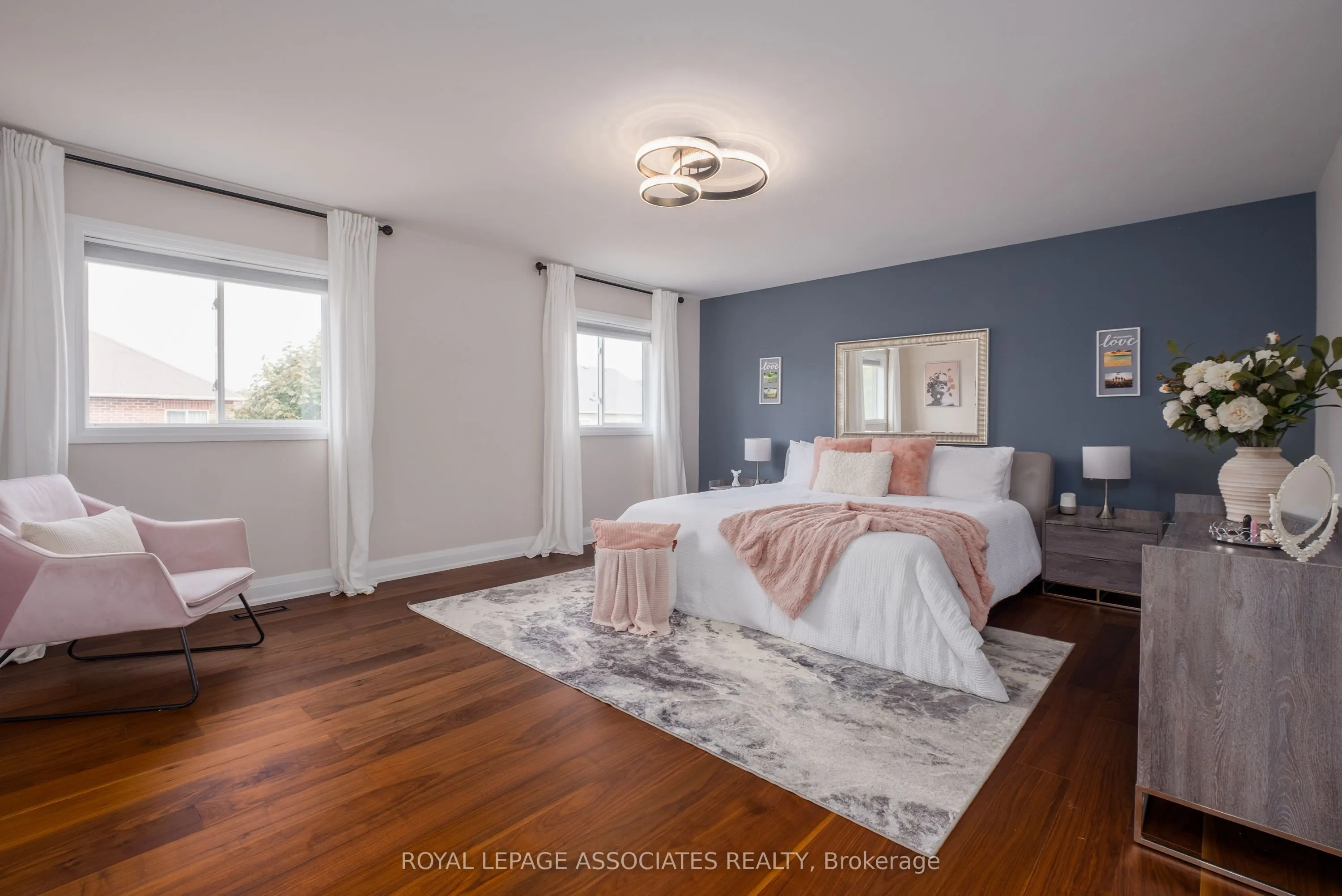 5 Rockland Crescent