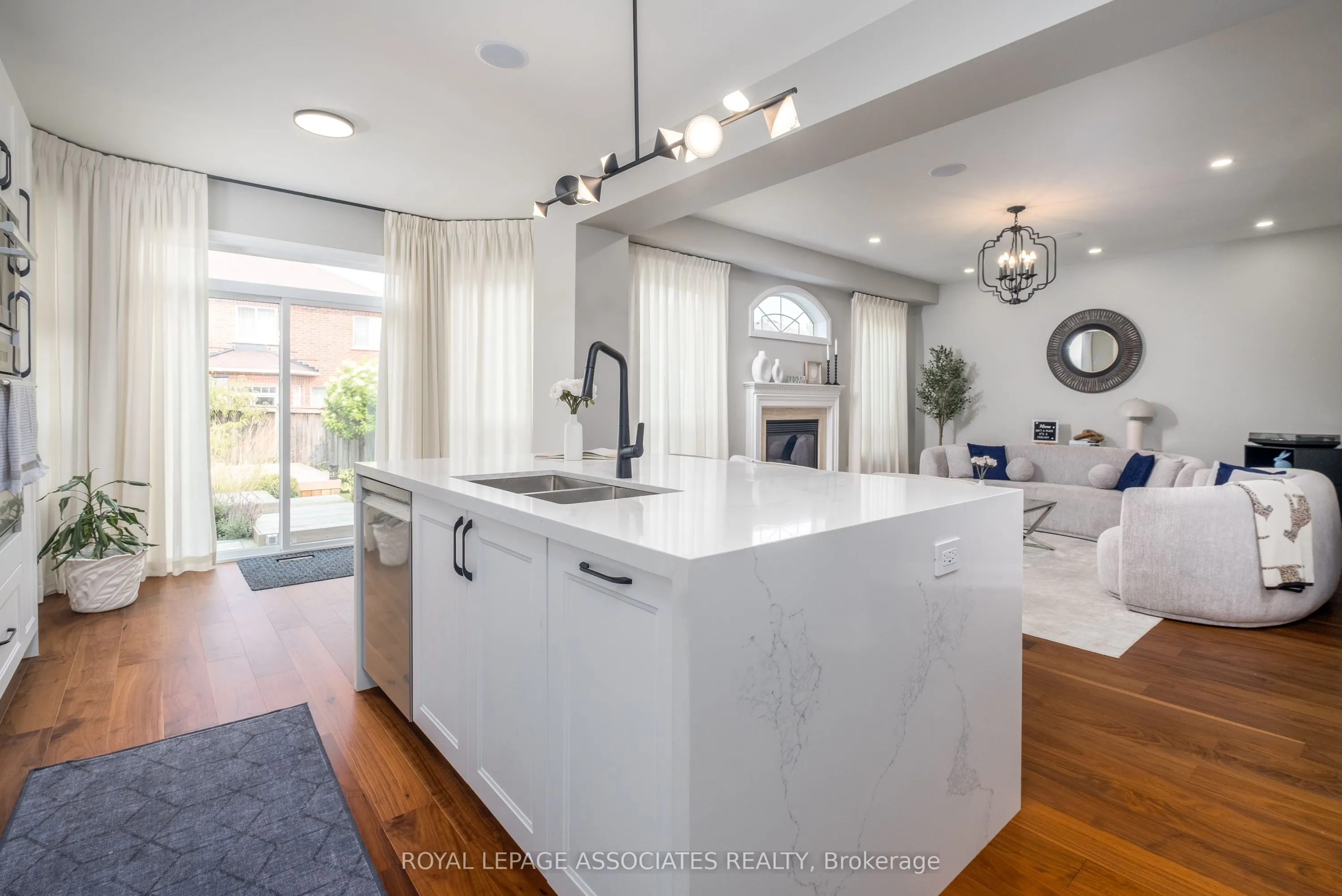 5 Rockland Crescent
