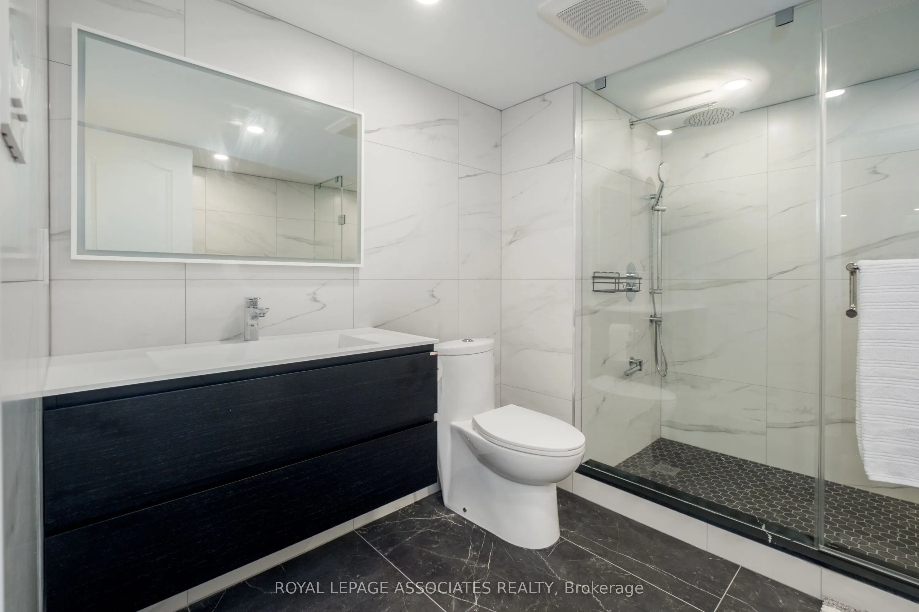 5 Rockland Crescent