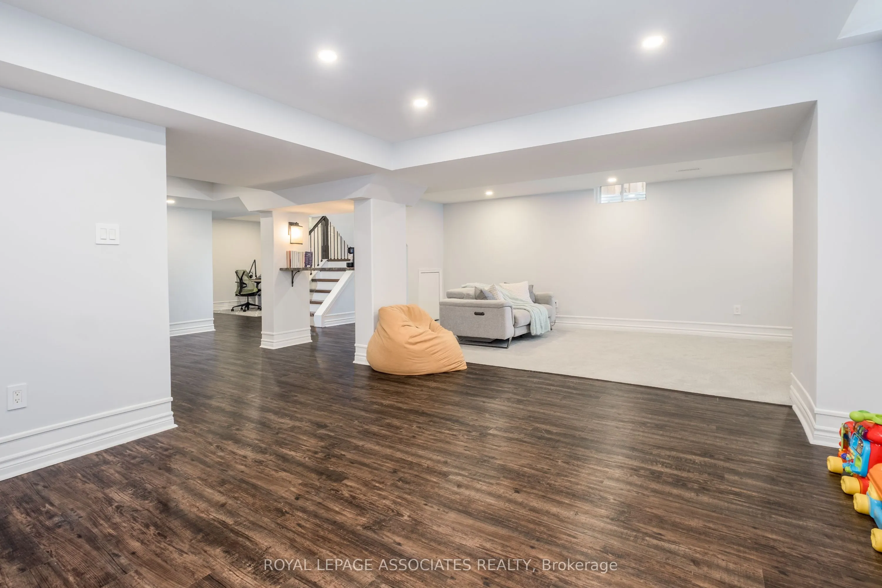 5 Rockland Crescent