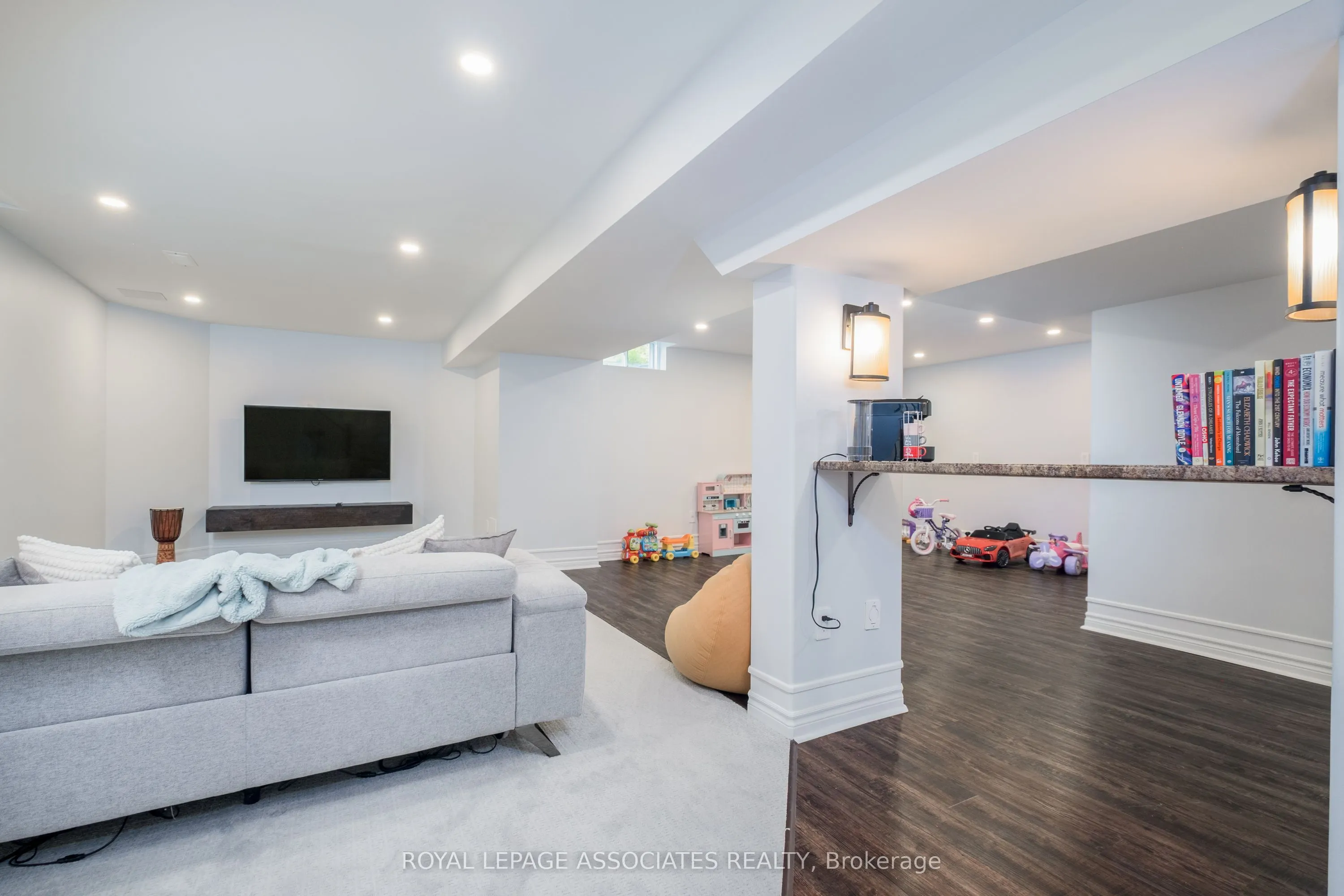 5 Rockland Crescent