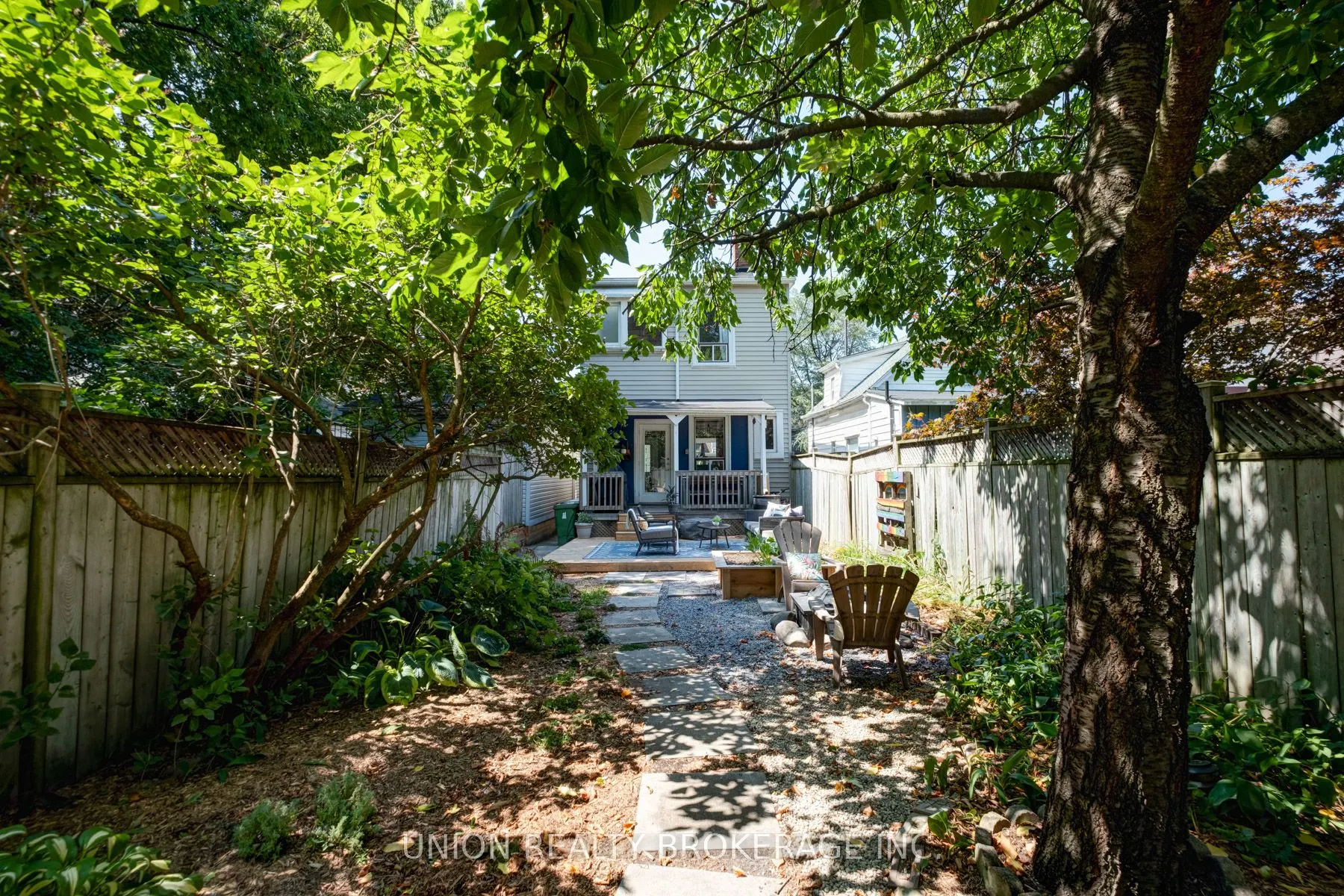 69 King Edward Avenue