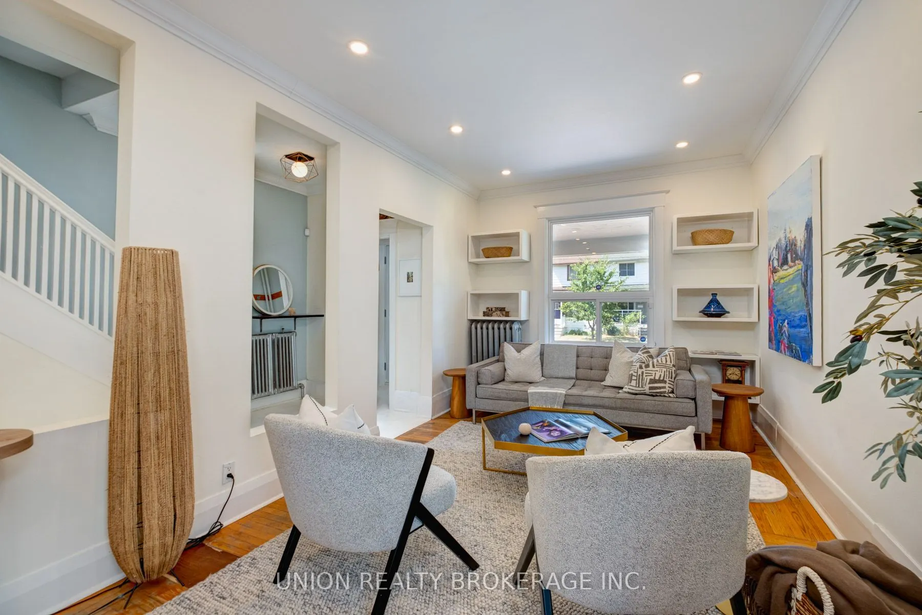 69 King Edward Avenue