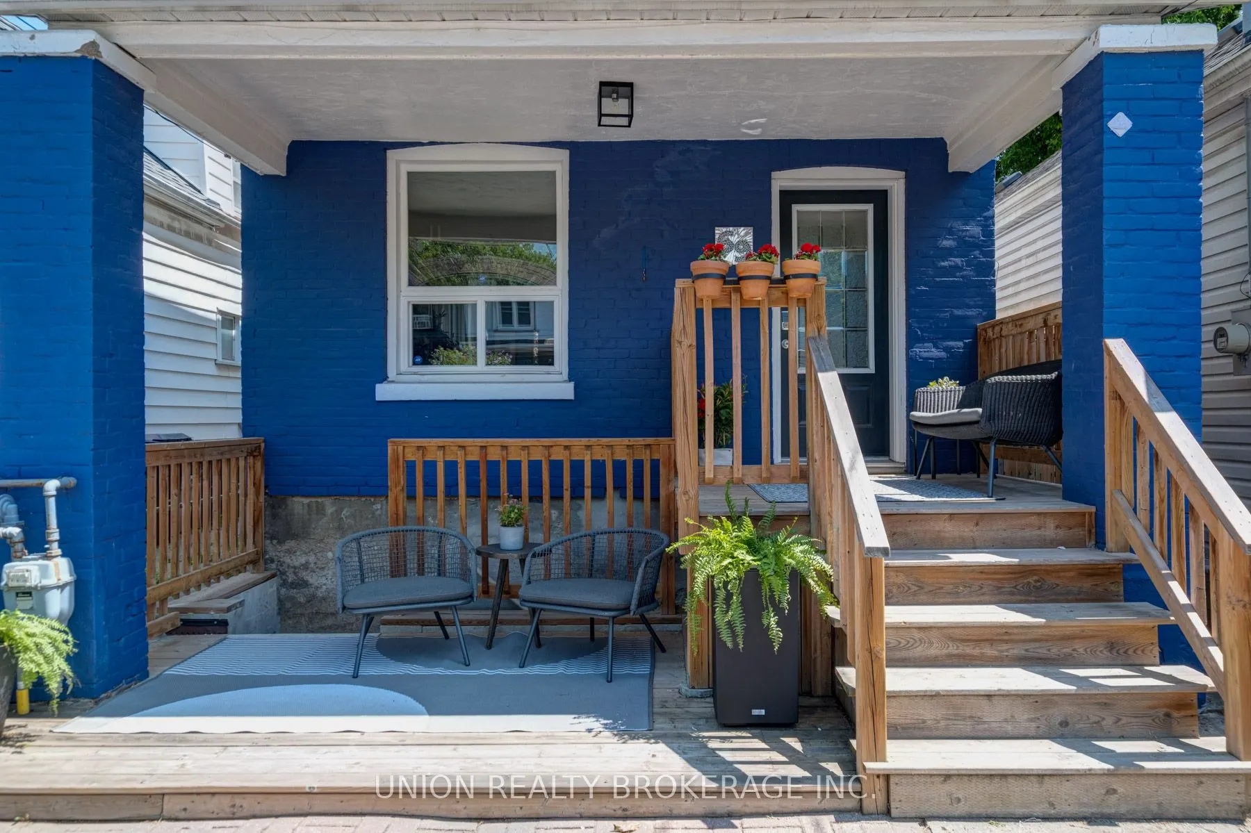 69 King Edward Avenue