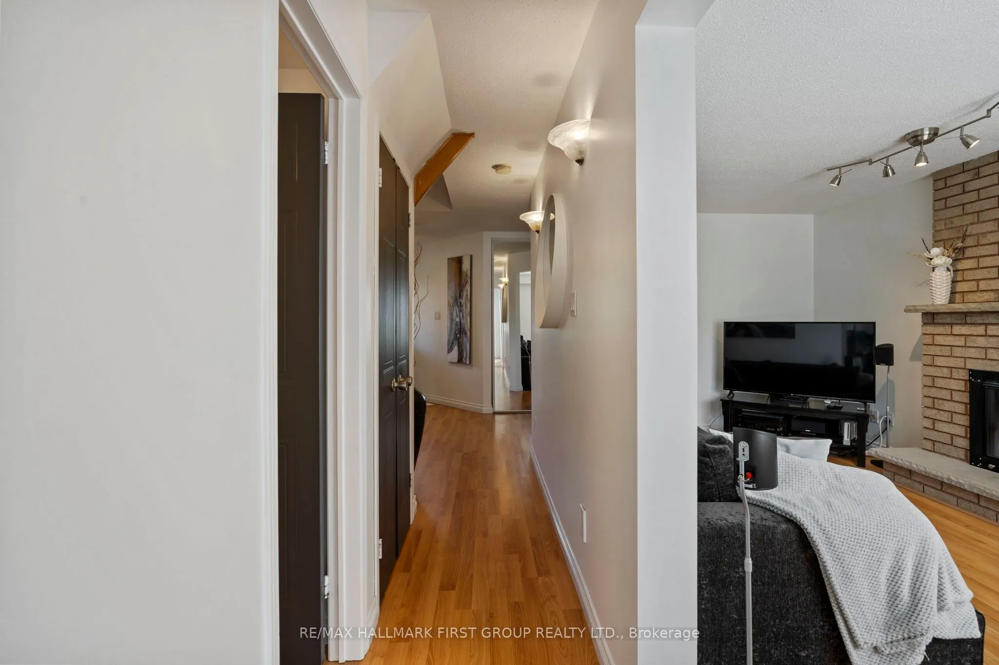 111 Clayton Crescent