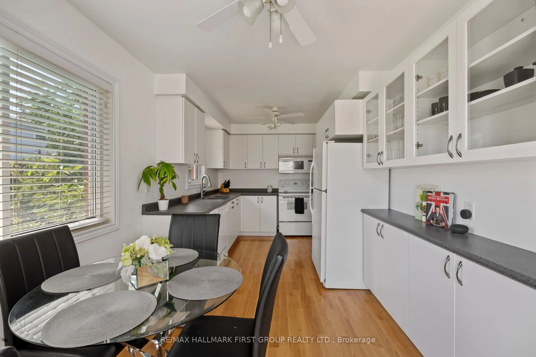 111 Clayton Crescent