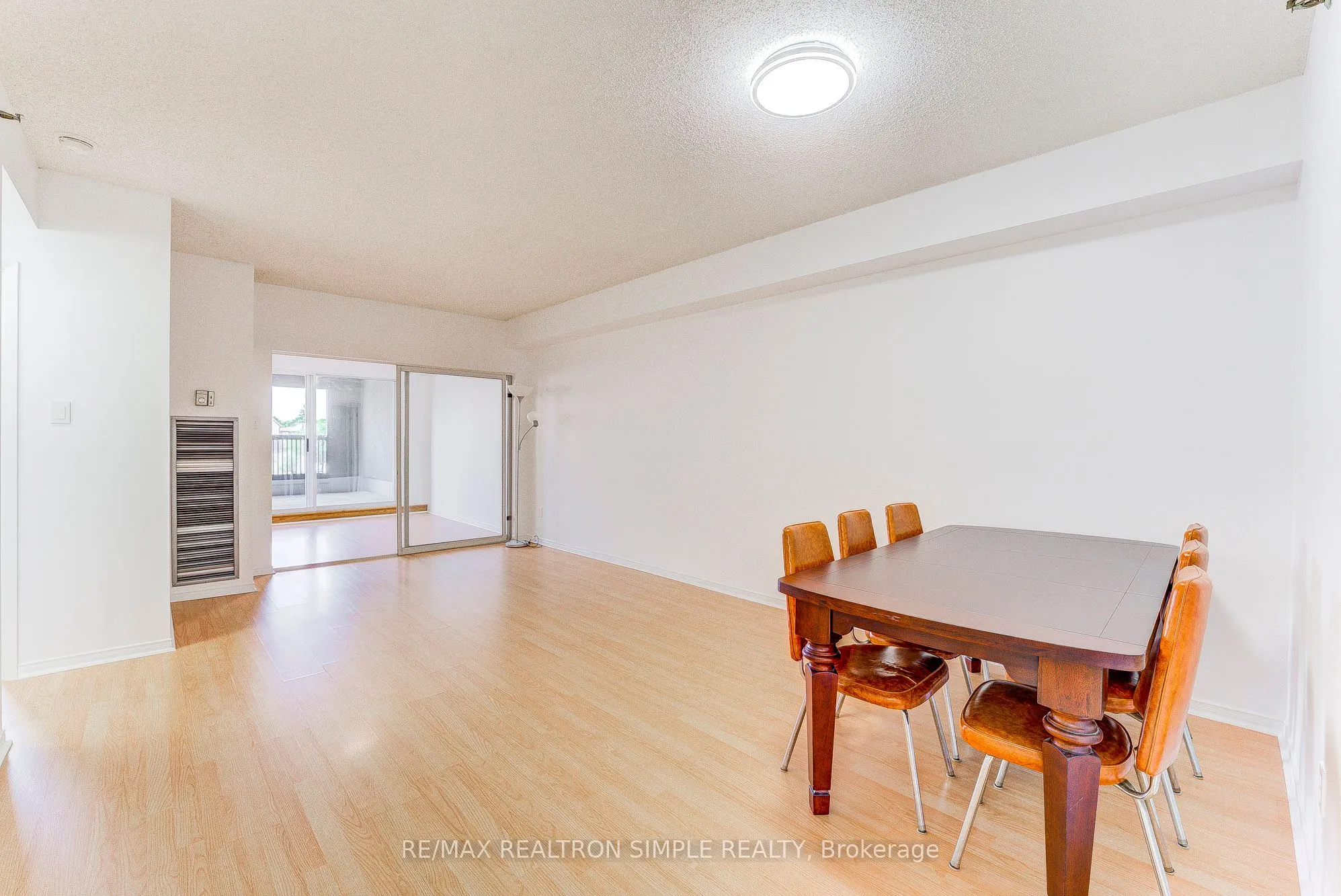 5800 Sheppard Avenue E, #202