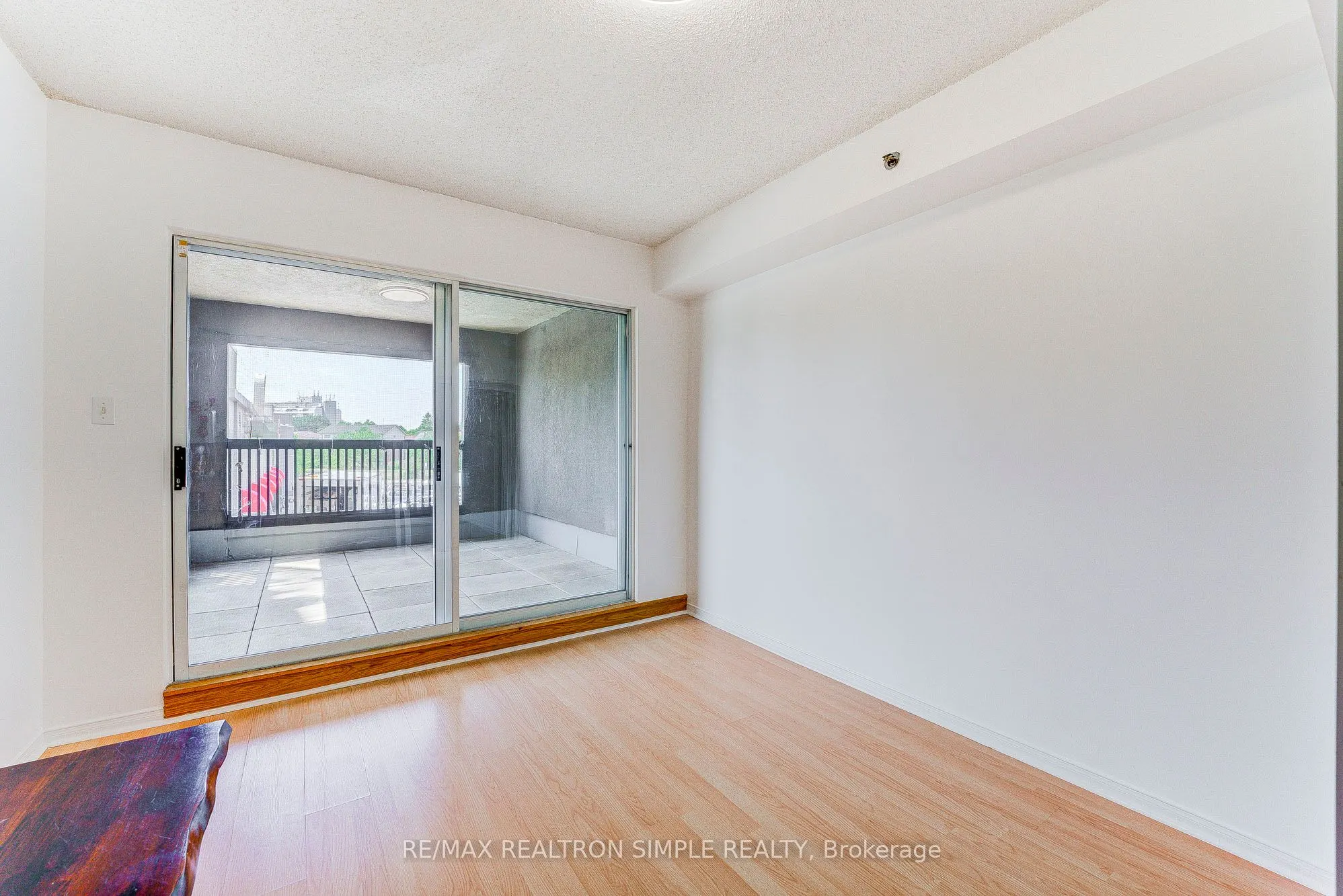 5800 Sheppard Avenue E, #202