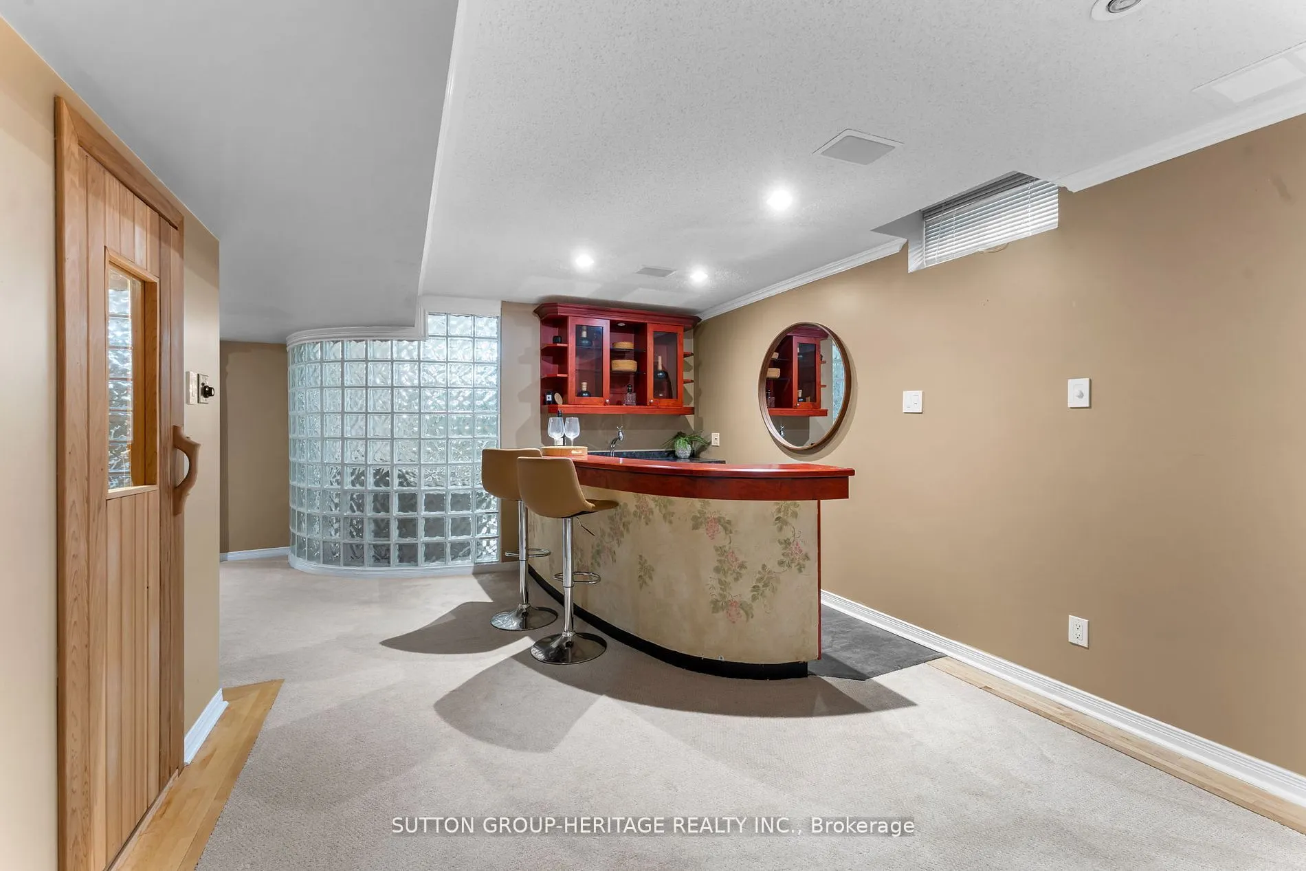 2300 Abbott Crescent