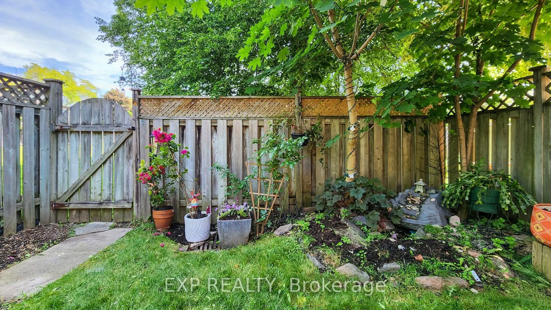 1235 Radom Street, #73