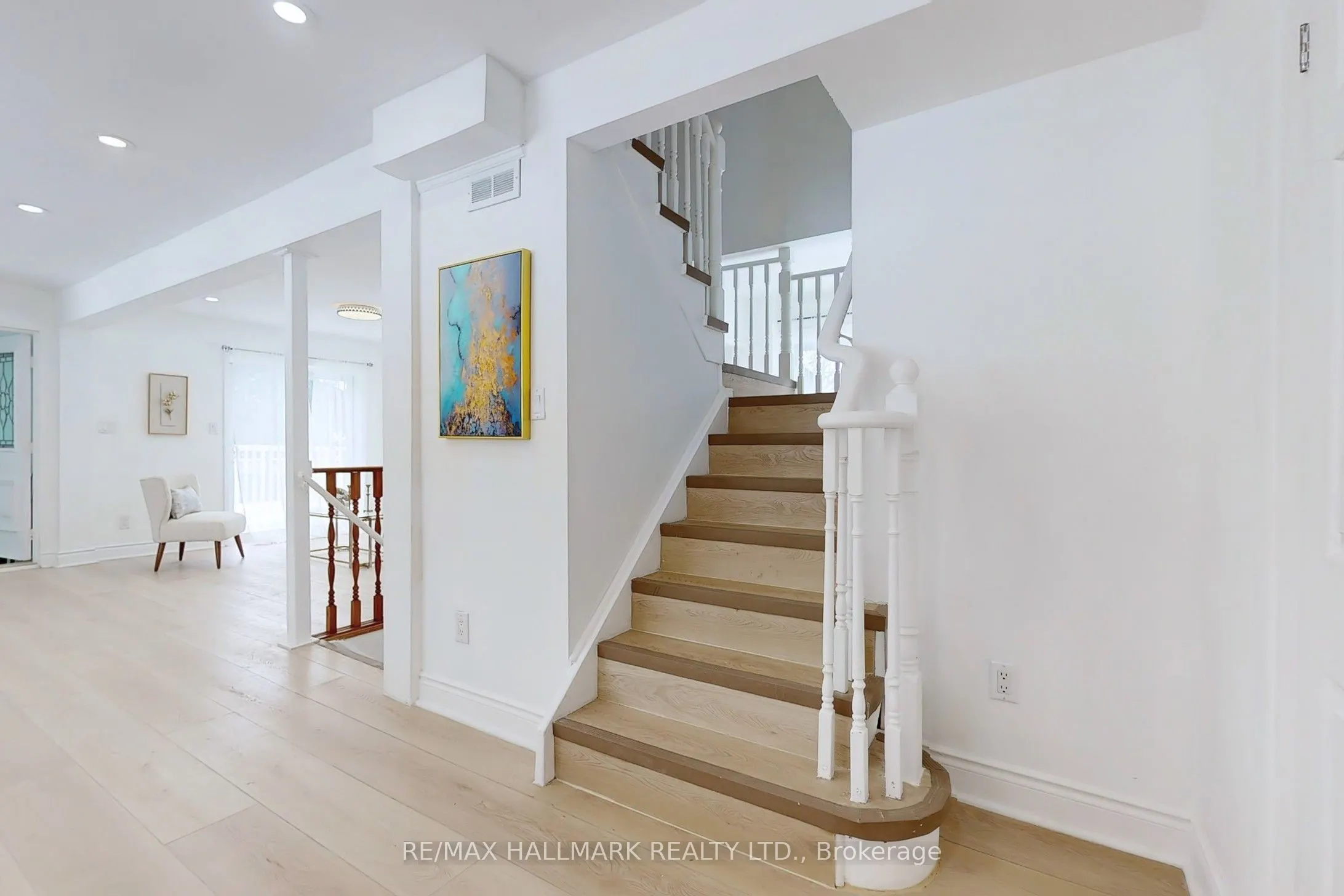 696 Jasmine Crescent