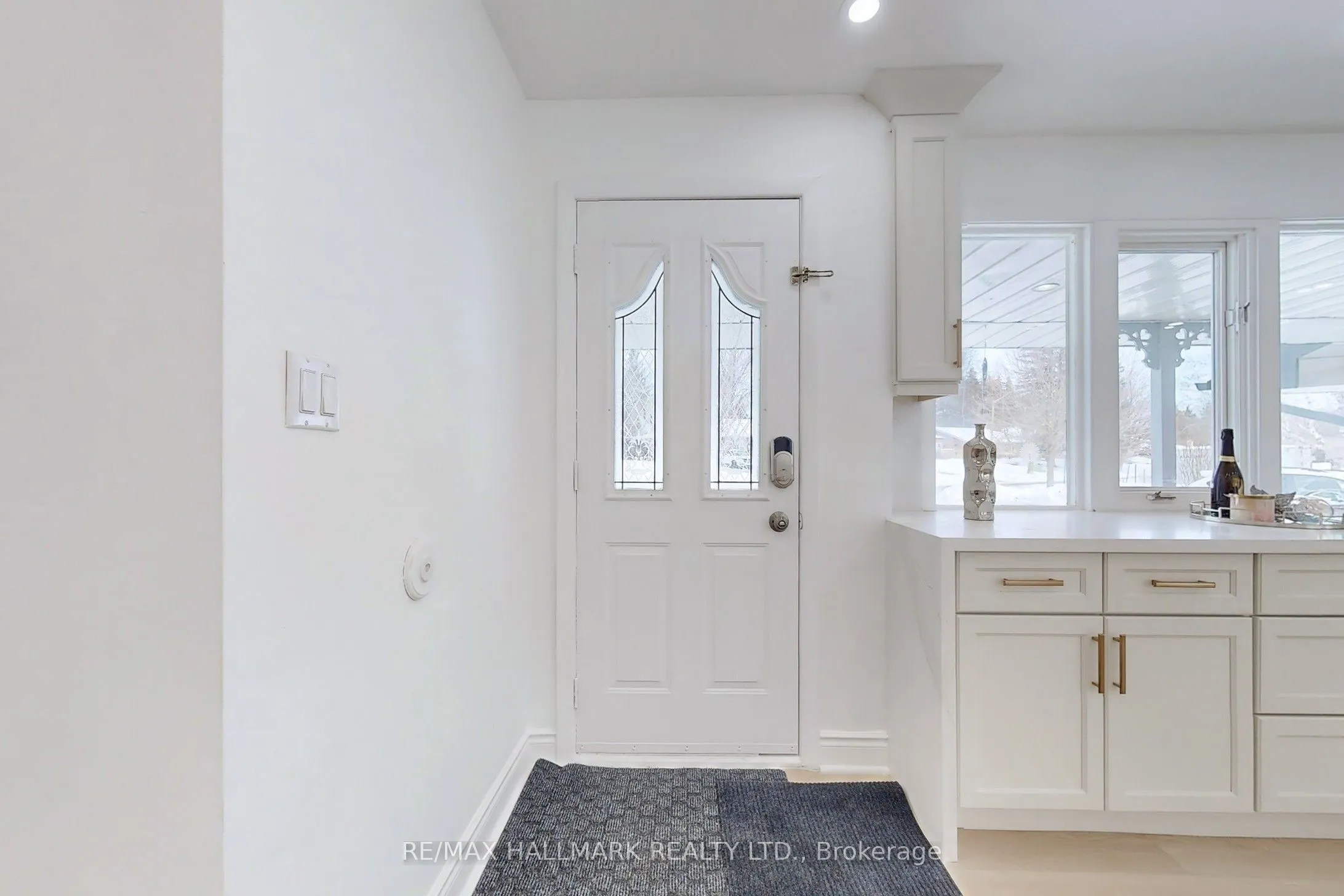 696 Jasmine Crescent